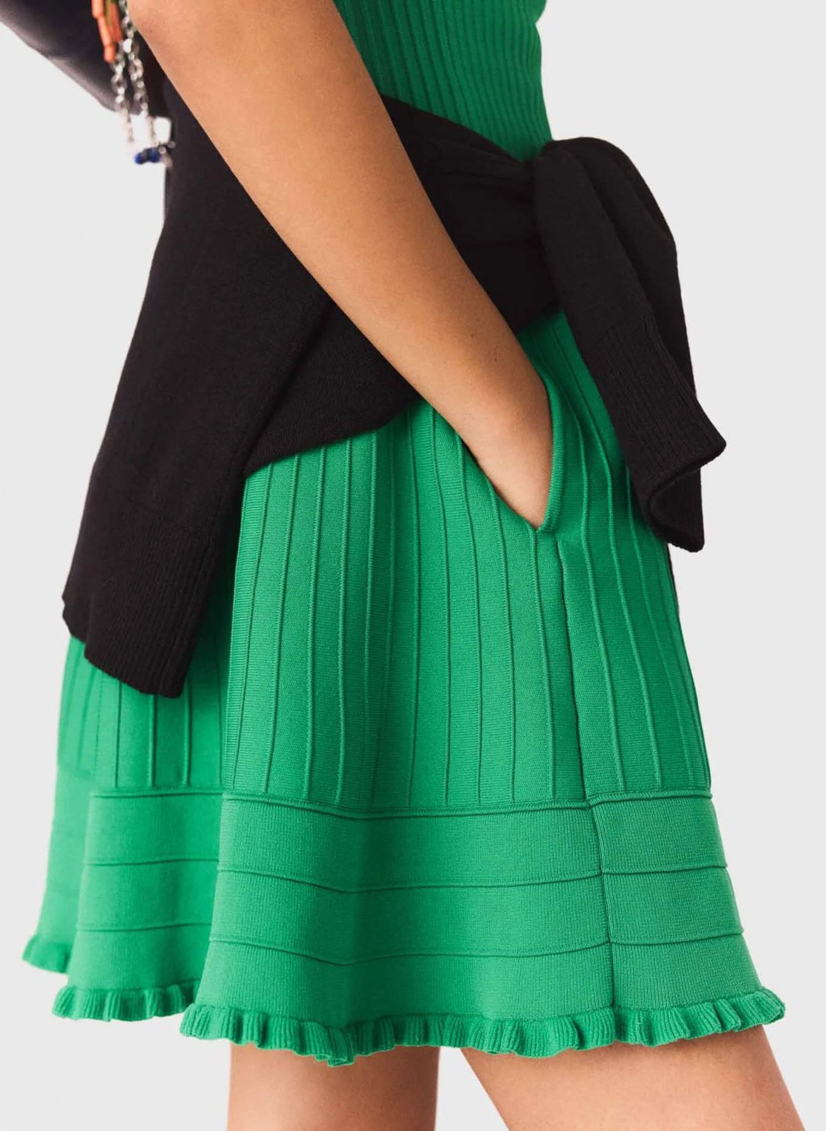 Robe courte cintrée à bretelles MAJE Vert