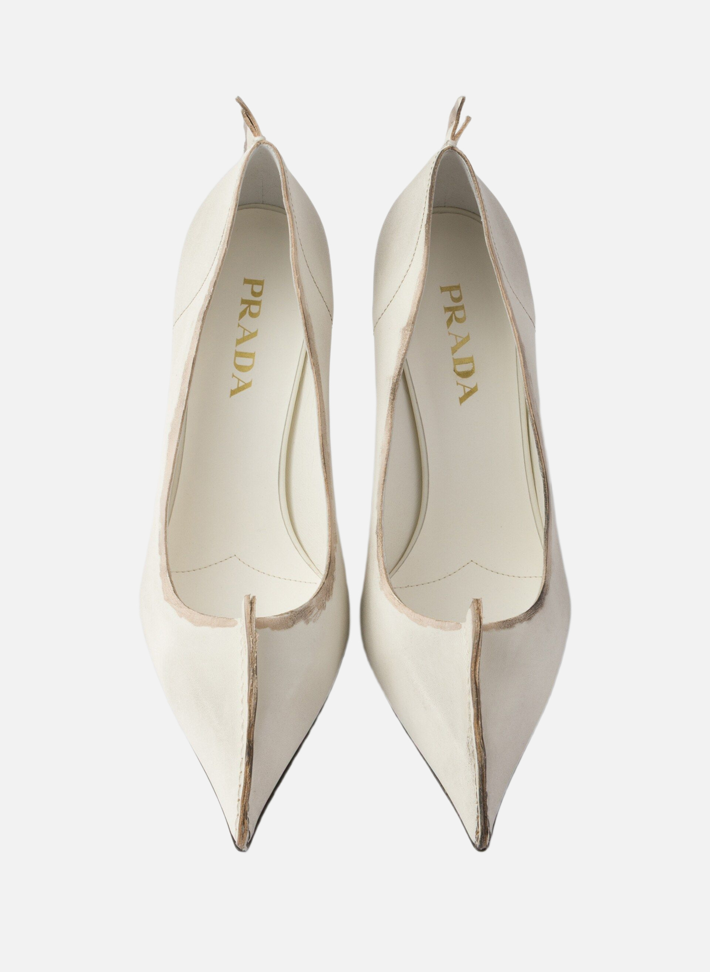 Escarpins en cuir vieilli PRADA Beige