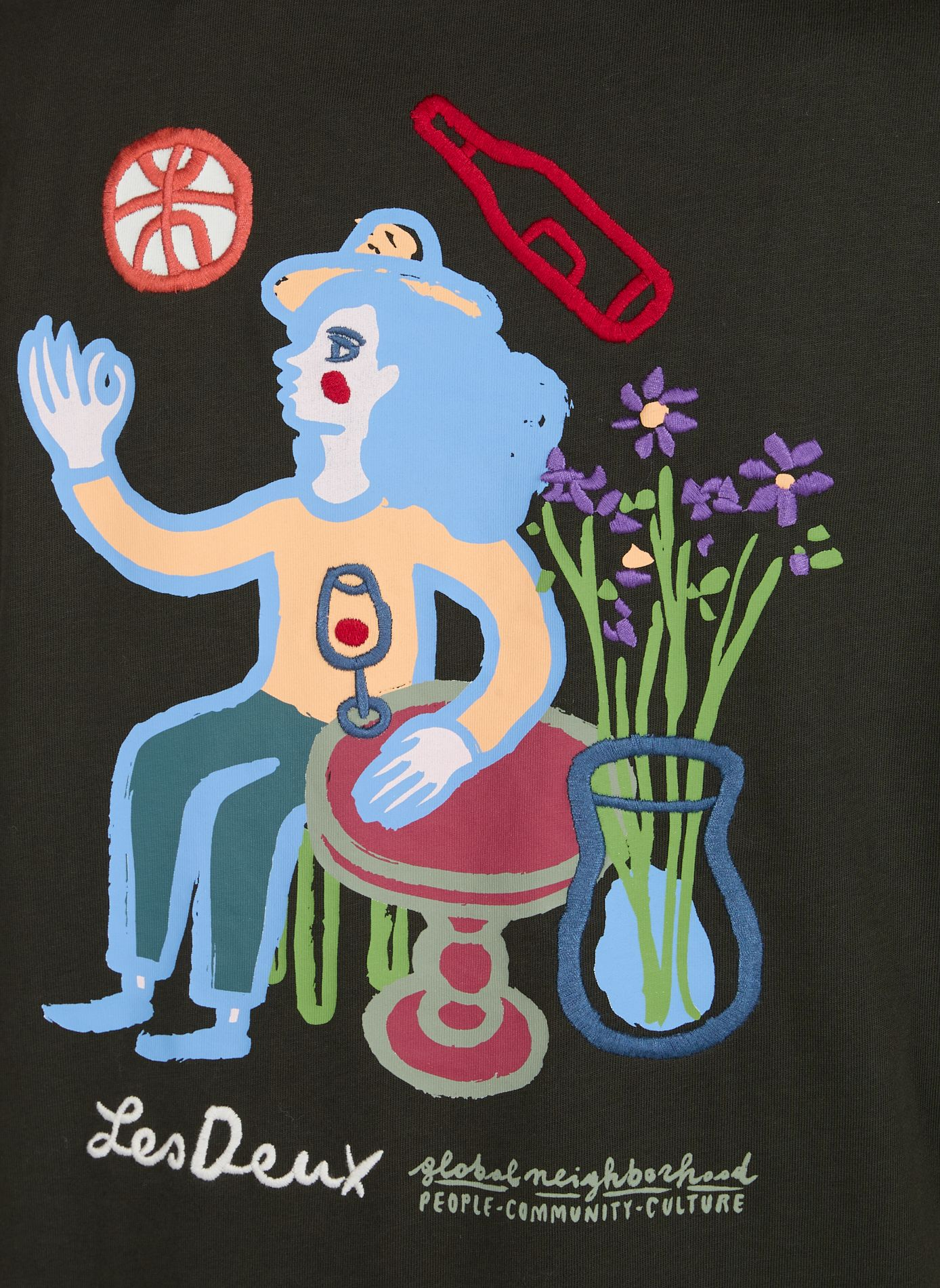 Gerades T-Shirt mit gesticktem Muster aus Baumwolle LES DEUX Grun