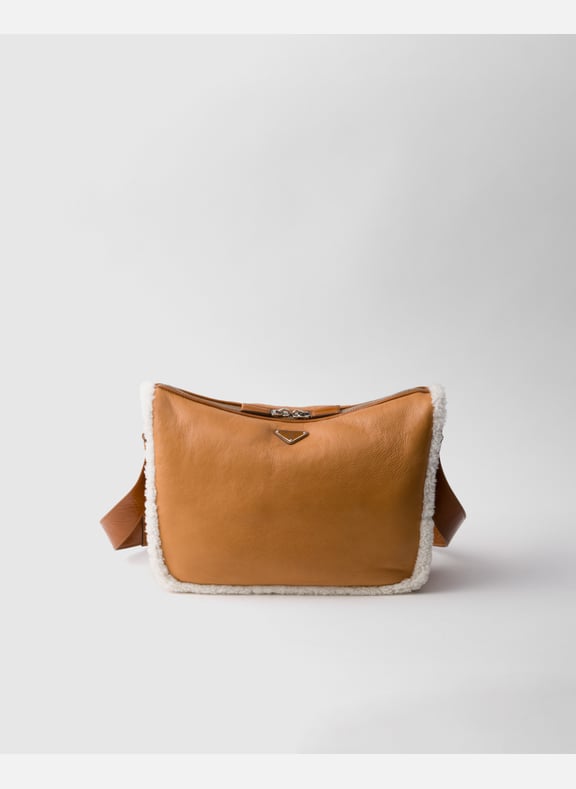Sac à bandoulière en peau de mouton Marron by PRADA PRADA Sac à bandoulière en peau de mouton Marron