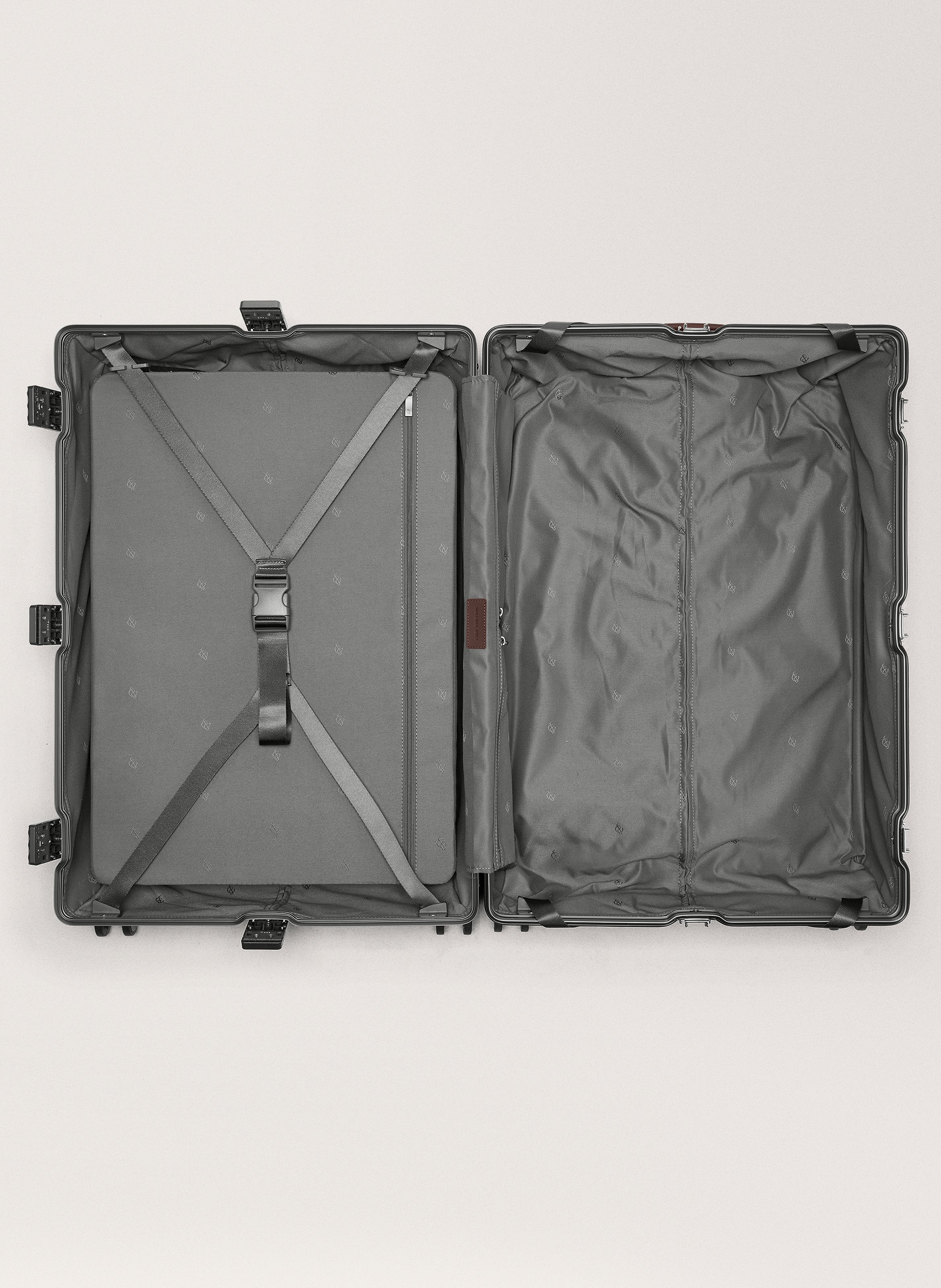 Valise 'the large check-in' en polycarbonate CARL FRIEDRIK Noir