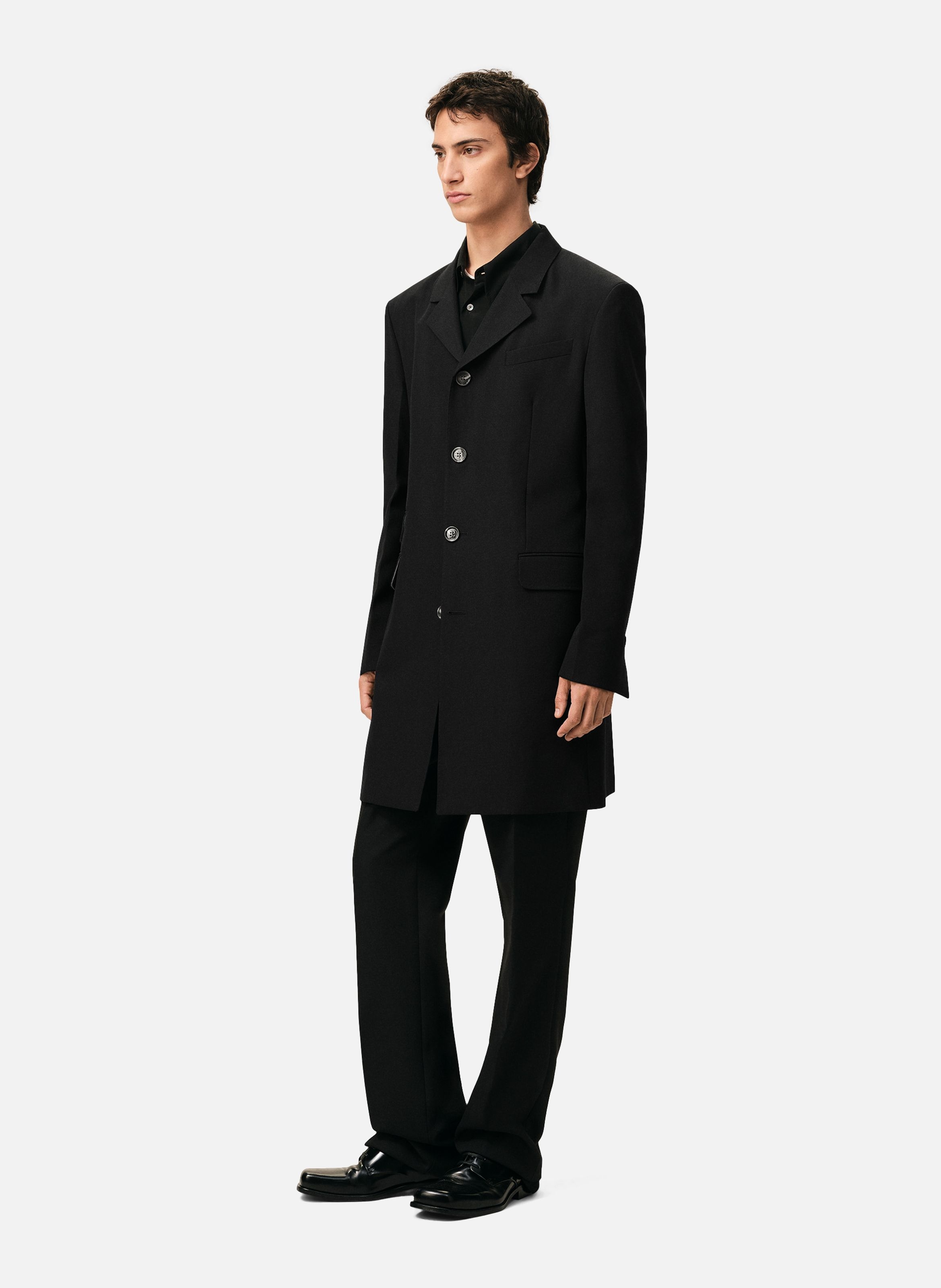Manteau droit simple boutonnage en laine vierge AMI PARIS Noir