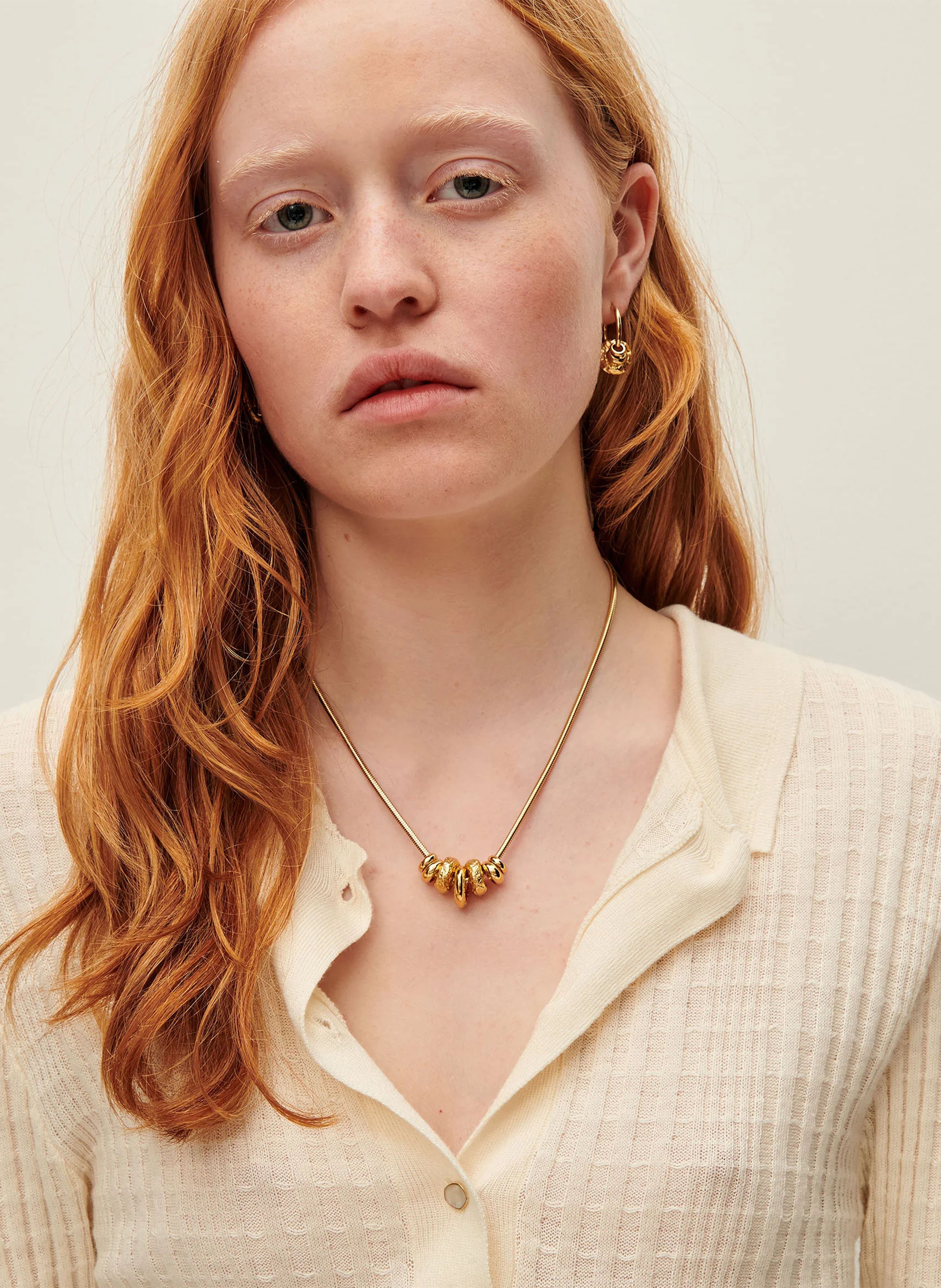 Collier avec anneaux jaya SESSUN Doré