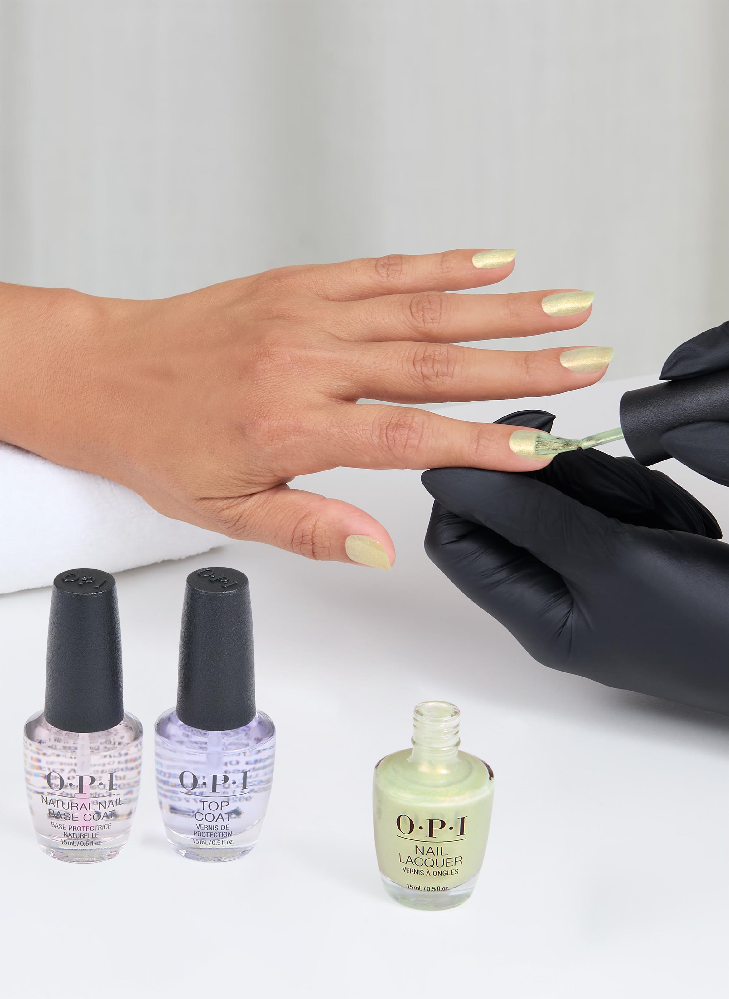 Classic nail polish OPI Nls047