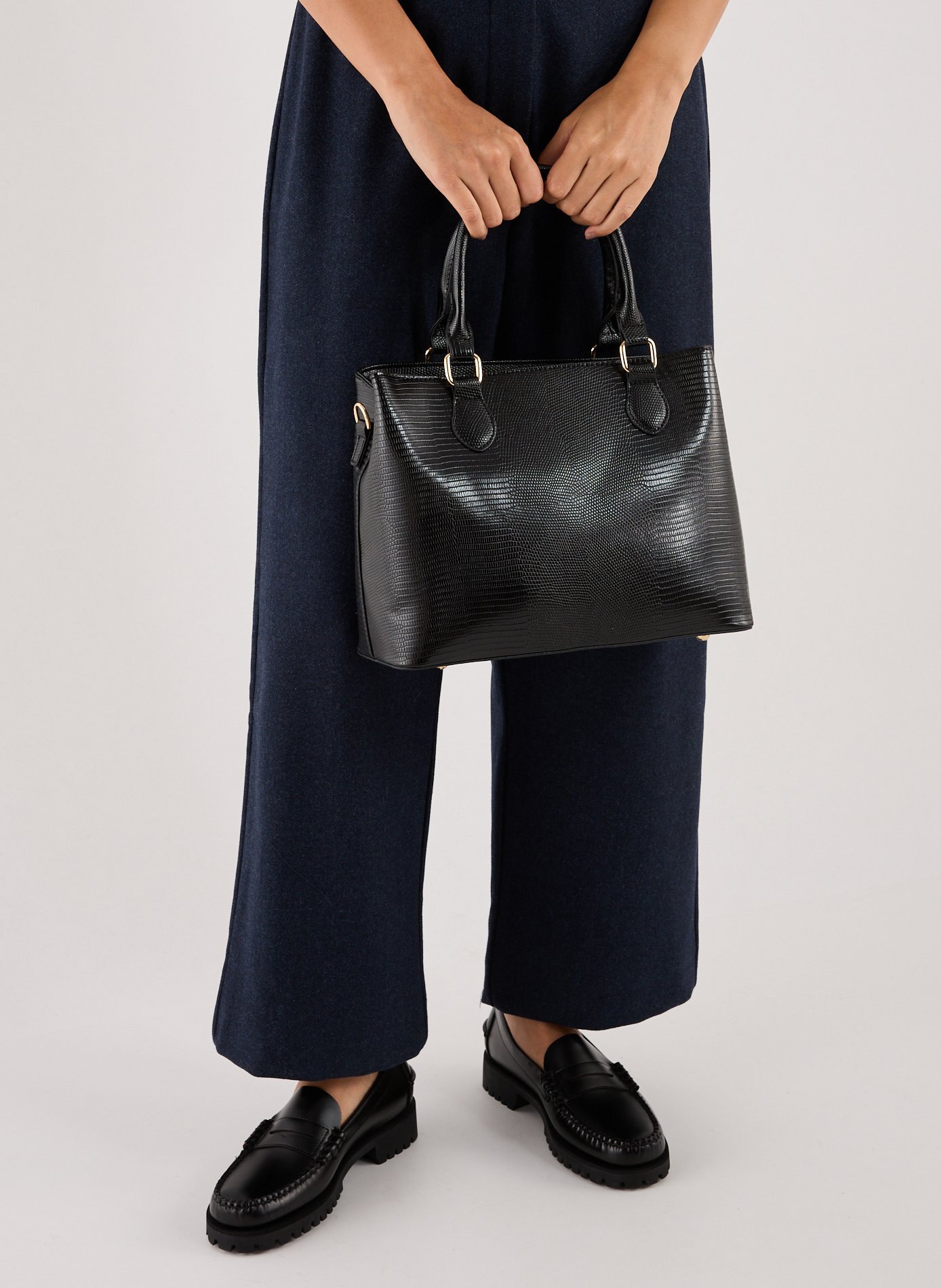 Crackled handbag AU PRINTEMPS PARIS Black