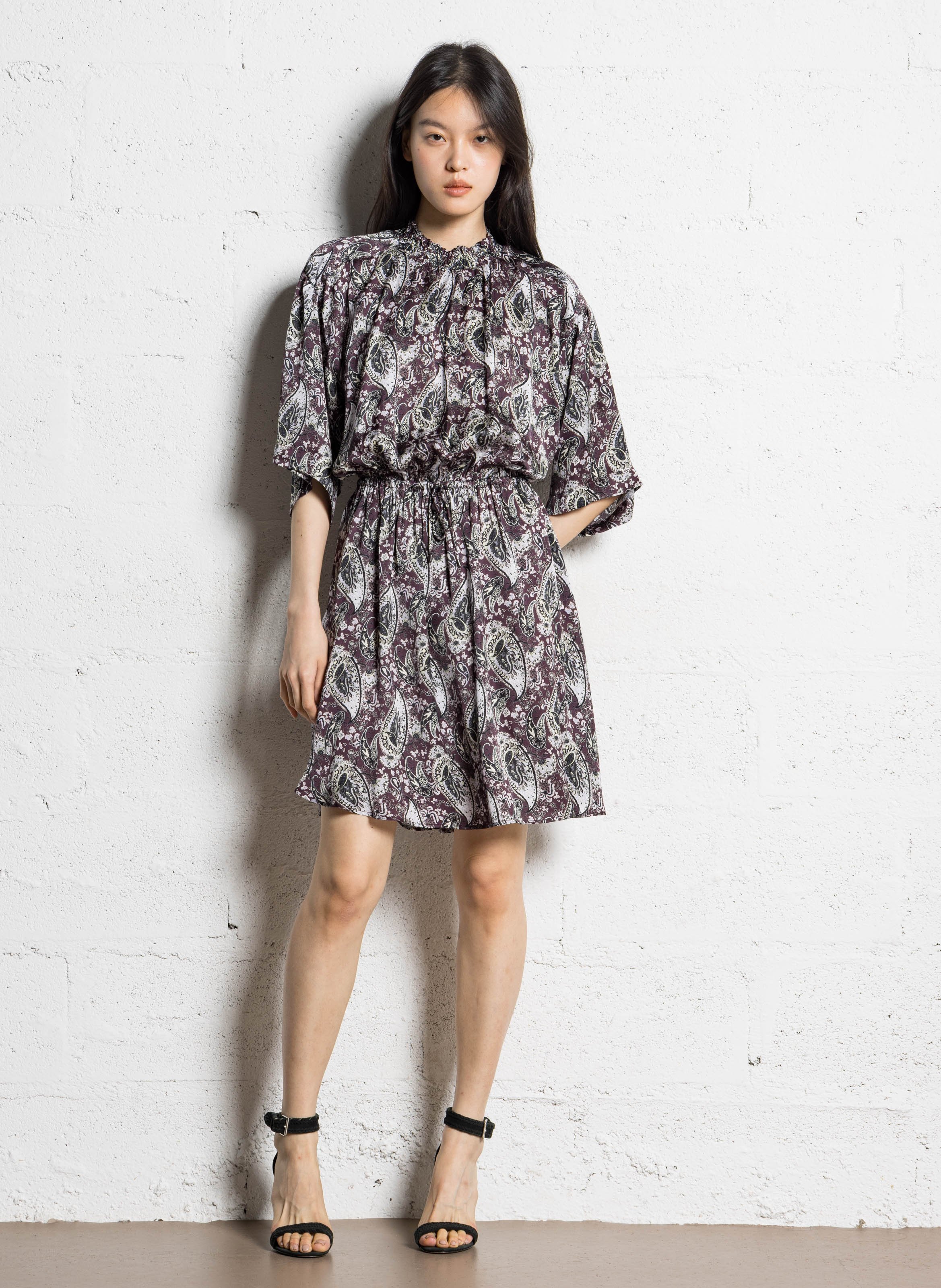 Robe courte col montant imprimée en satin IKKS Violet