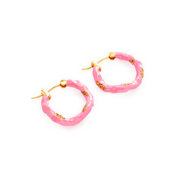 Créoles Wave avec cristaux en laiton plaqué or