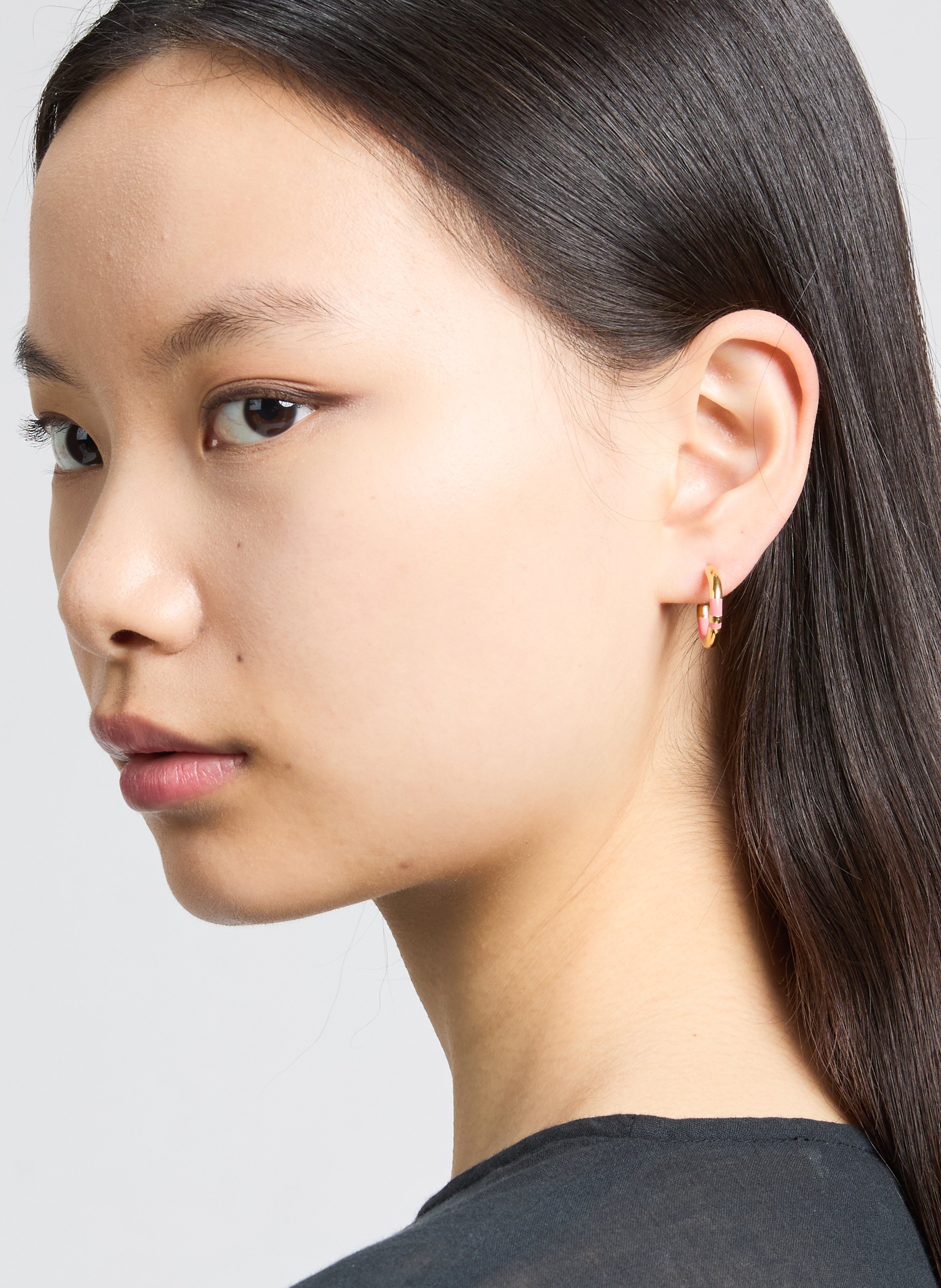 Boucles d'oreille mini créoles AURELIE BIDERMANN Rose