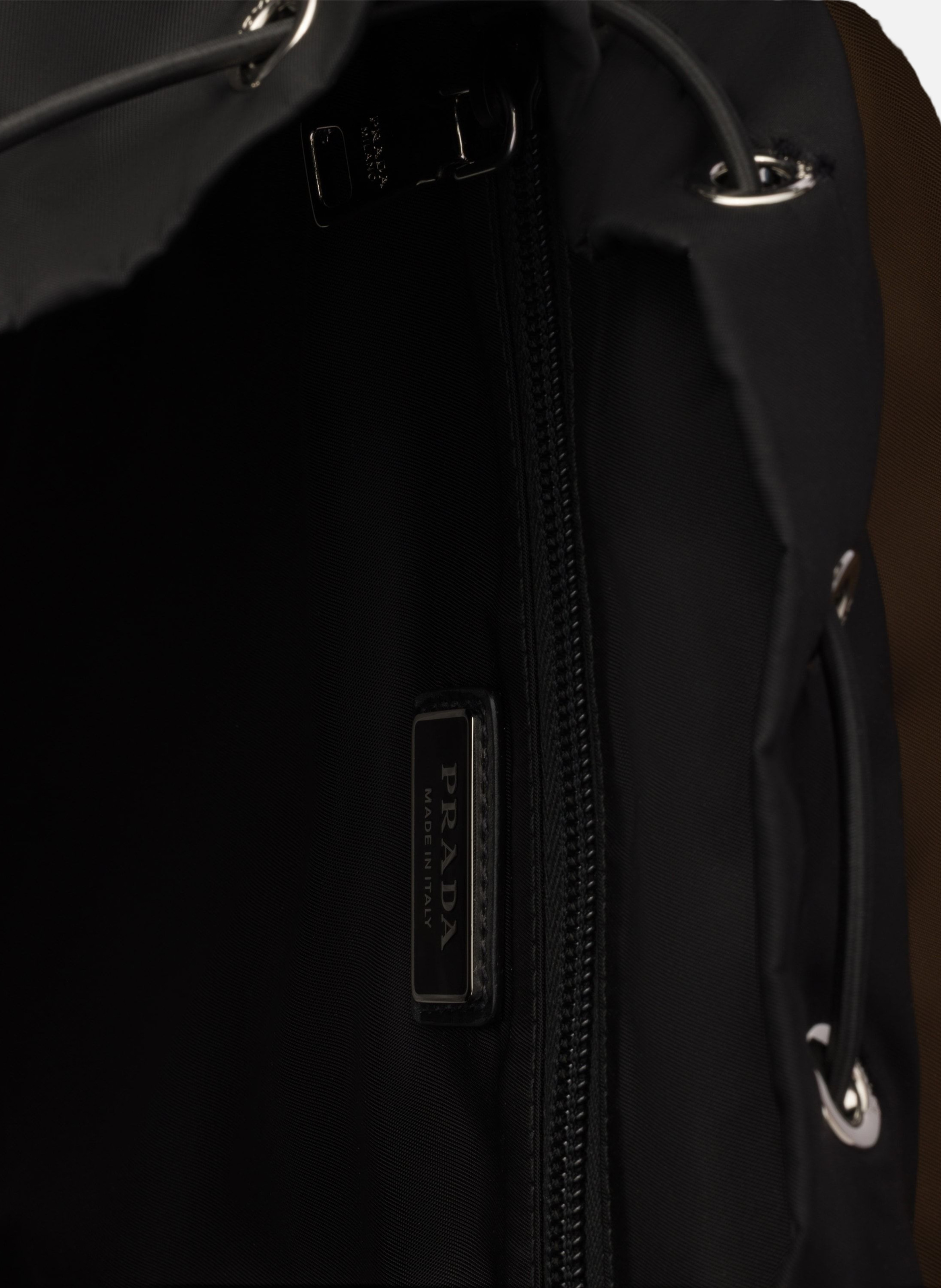 Sac à dos en re-nylon PRADA Noir