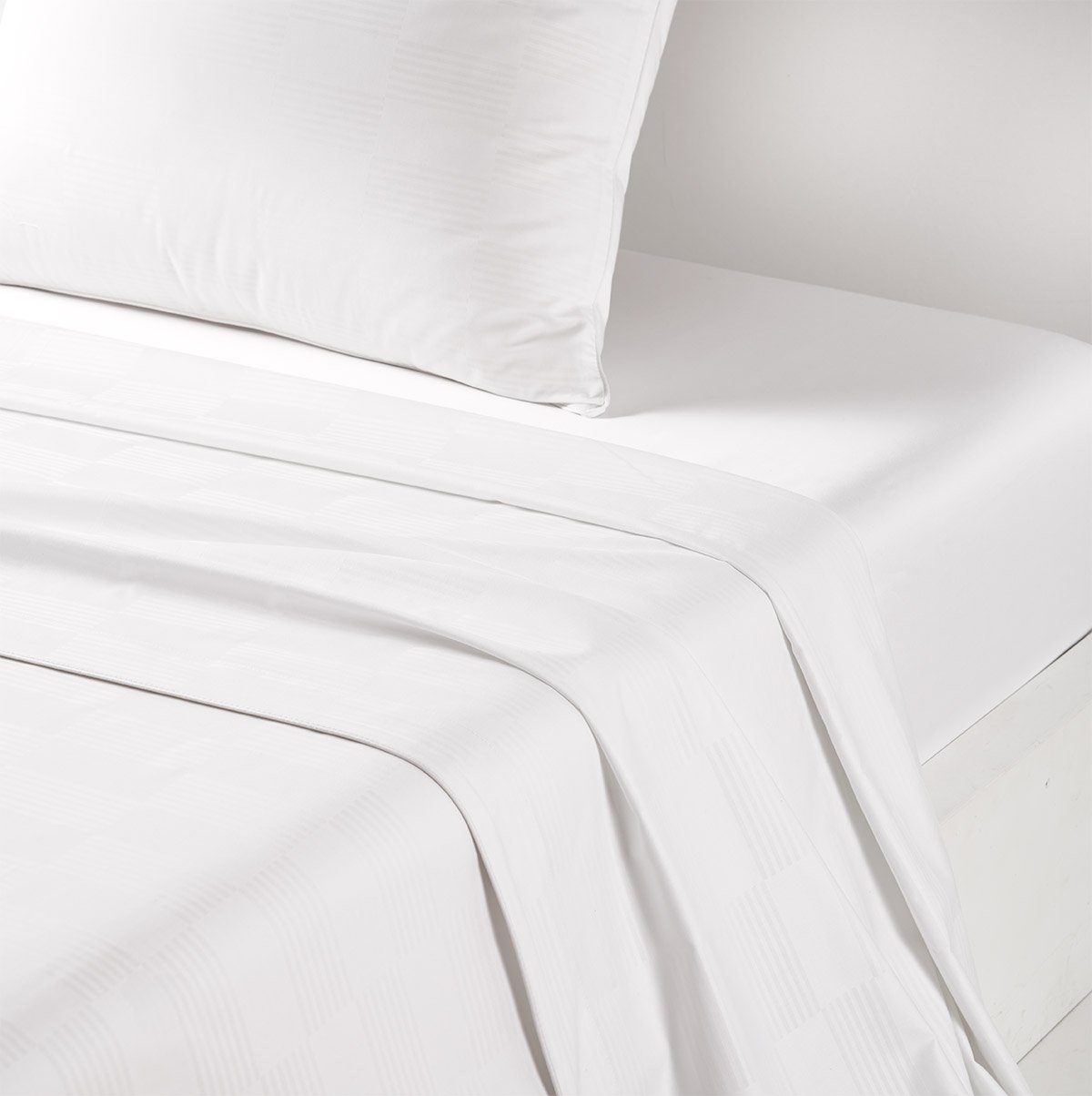 Drap plat en satin de coton, damier BlancDESFORGES