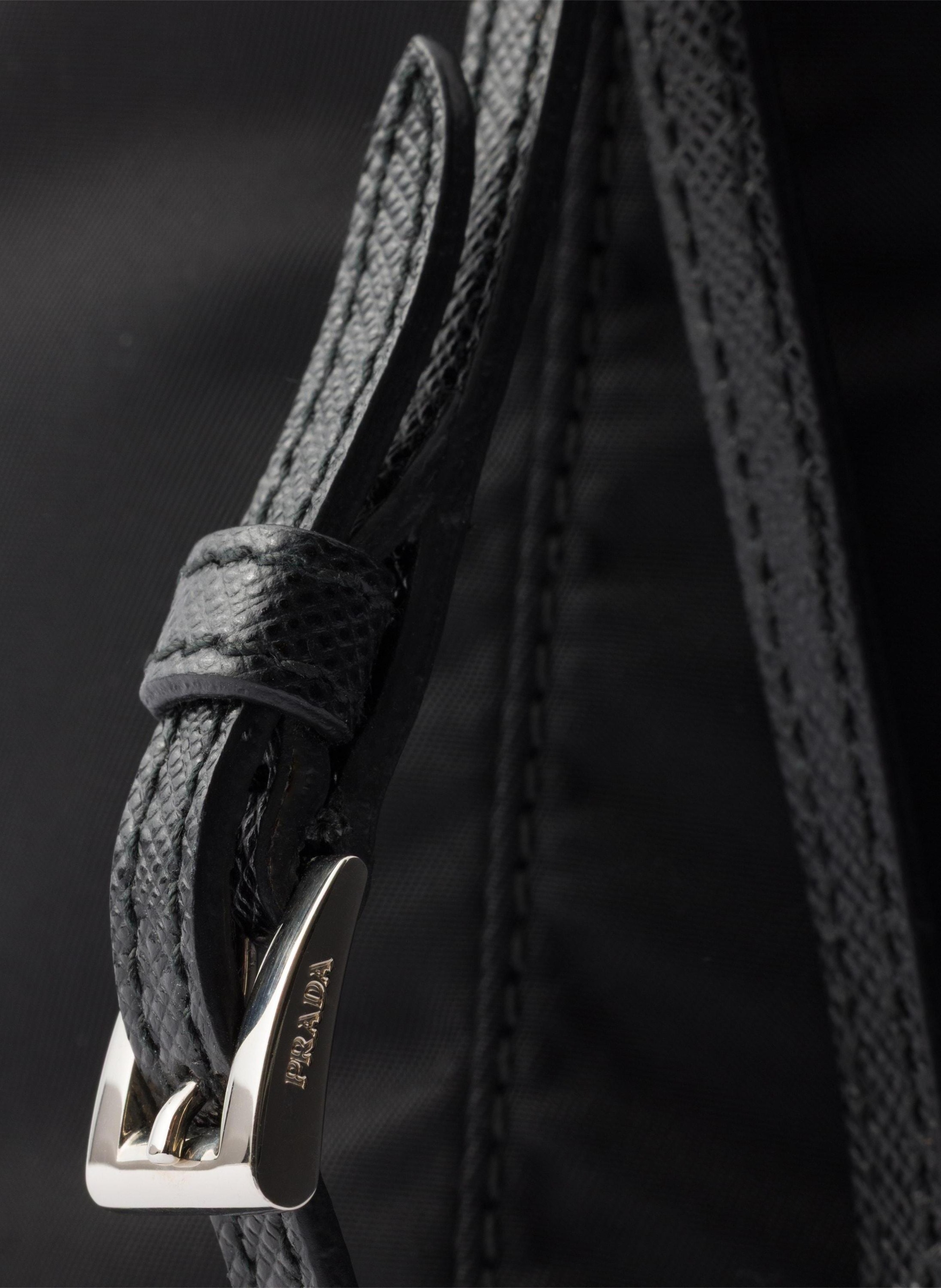 Pochette en re-nylon PRADA Noir