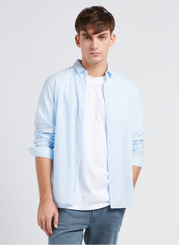Chemise col classique slim-fit en voile de coton bio Bleu by IKKS IKKS Chemise col classique slim-fit en voile de coton bio Bleu