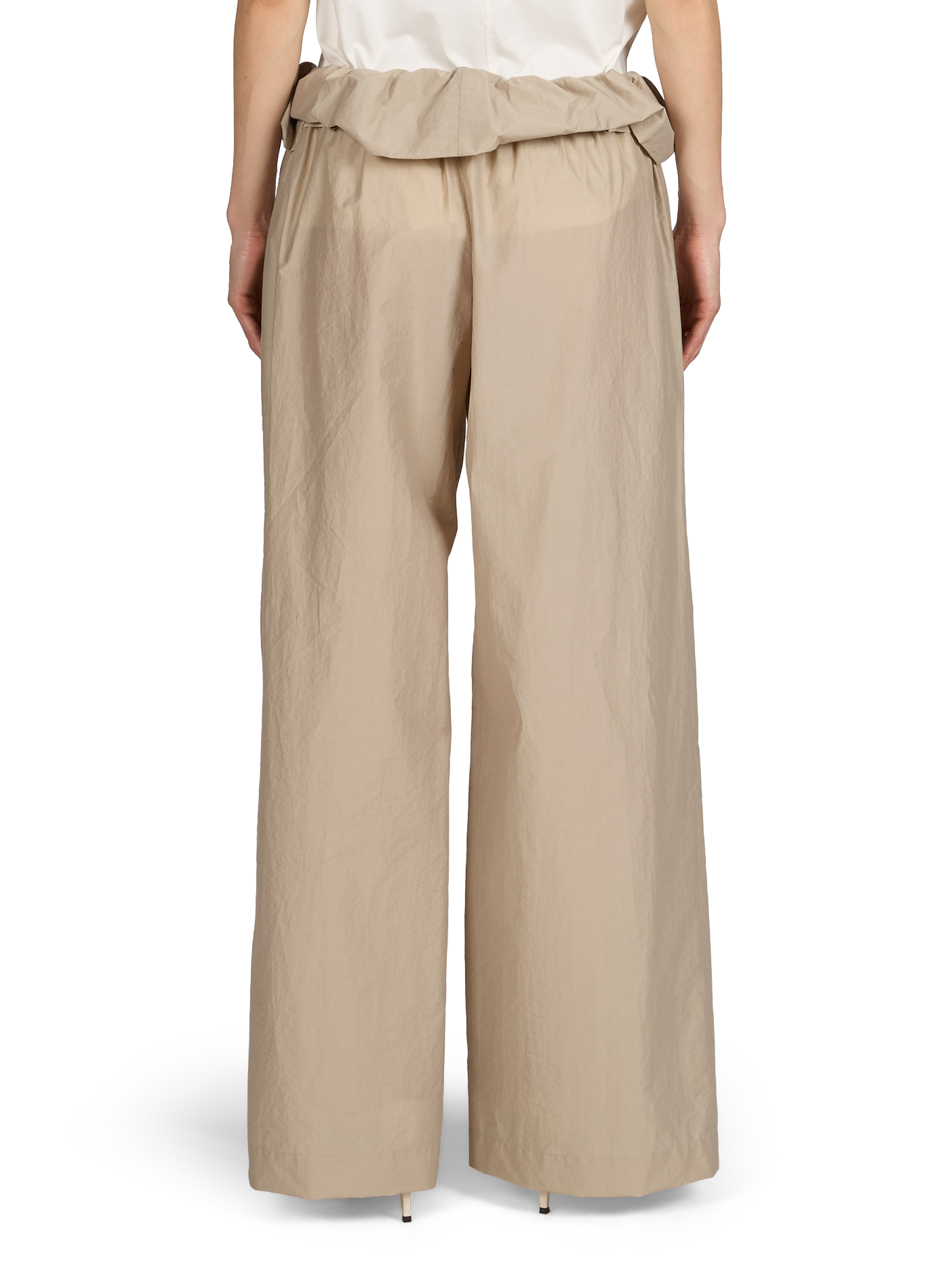 Low-rise pants with ruffles in blended cotton. MAGDA BUTRYM Beige