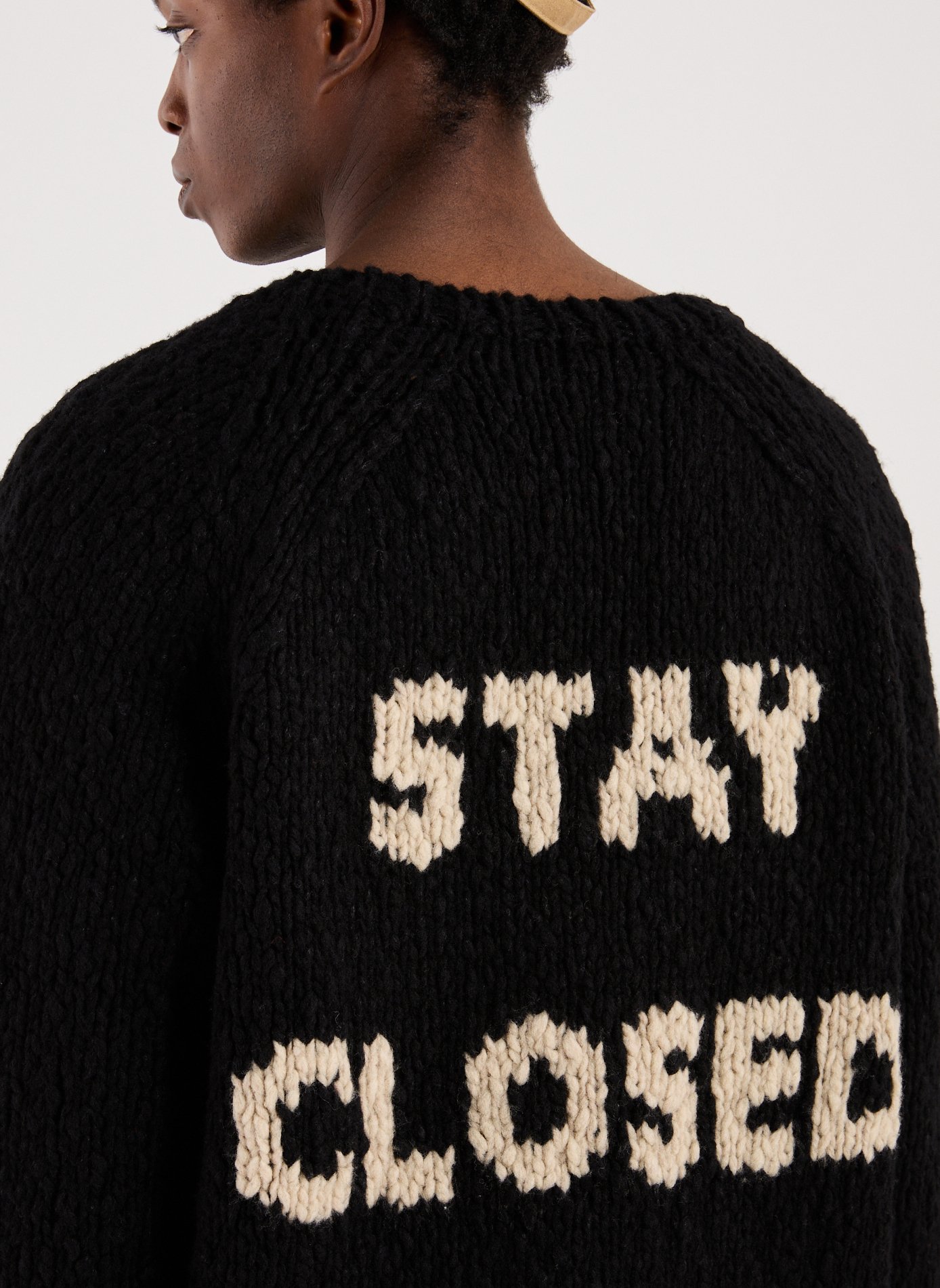 Pull col rond en laine mélangée CLOSED Noir