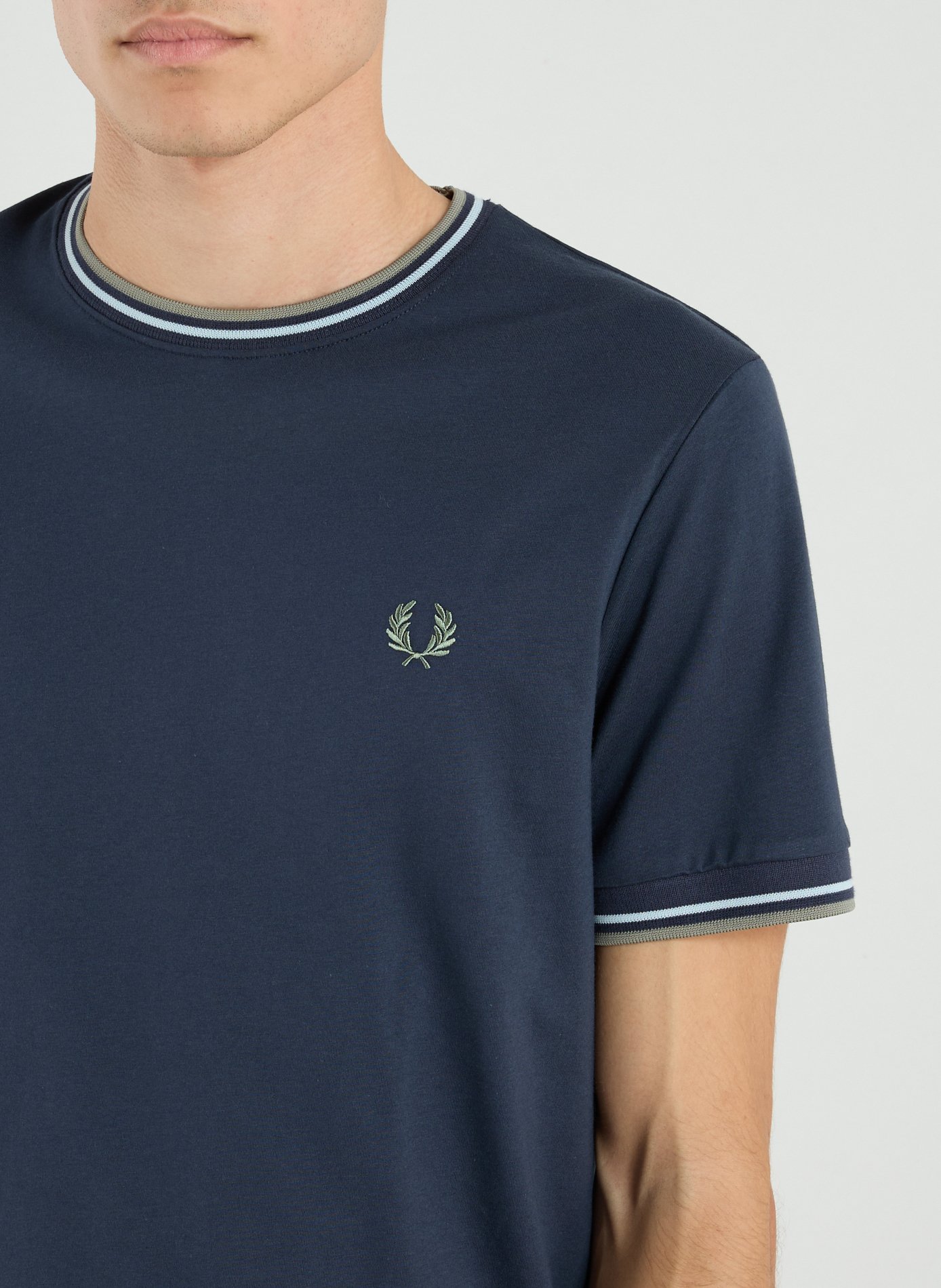 T-shirt brodé en coton FRED PERRY Bleu