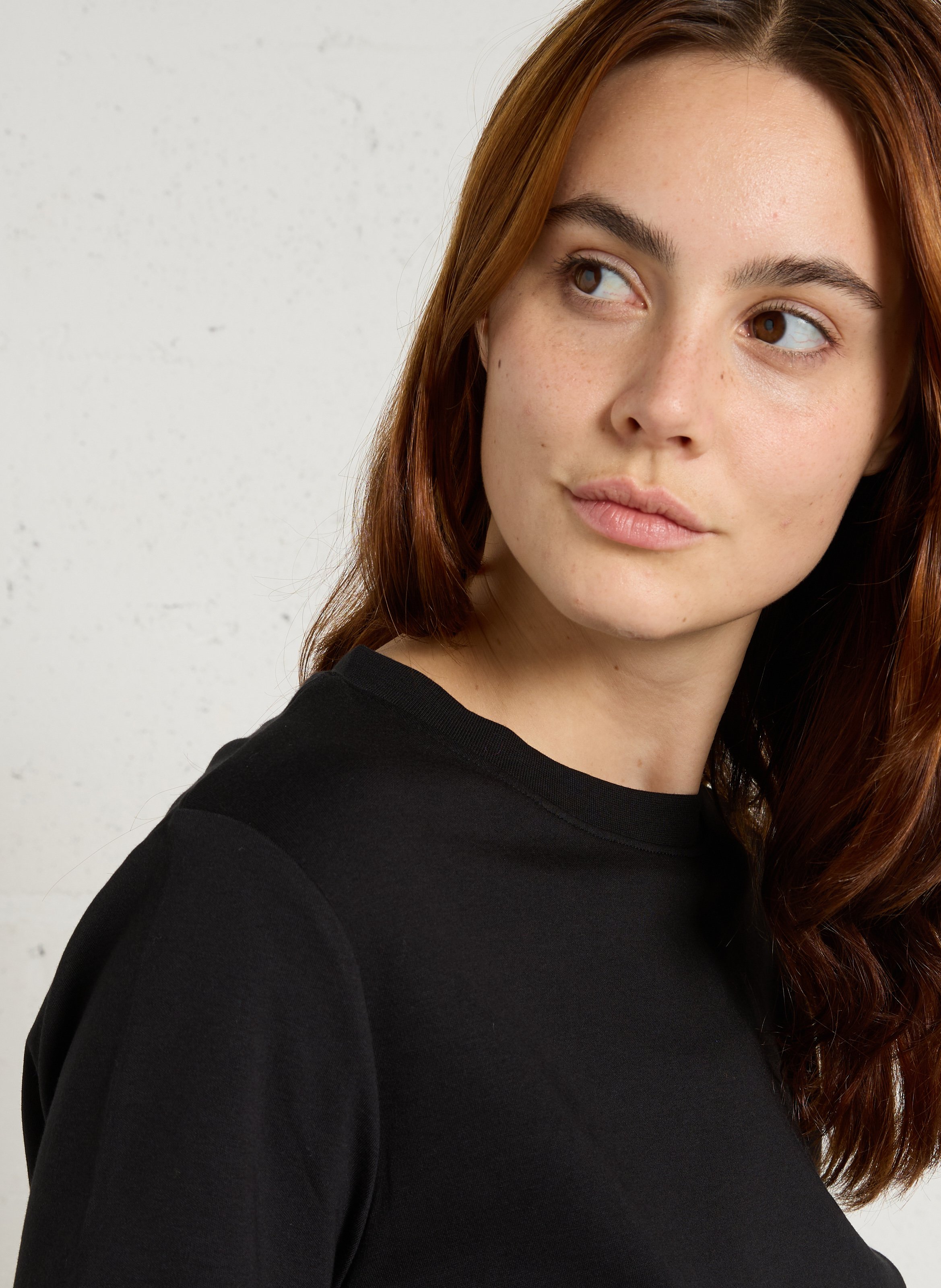 Tee-shirt droit col rond en coton leni MAISON 123 Noir