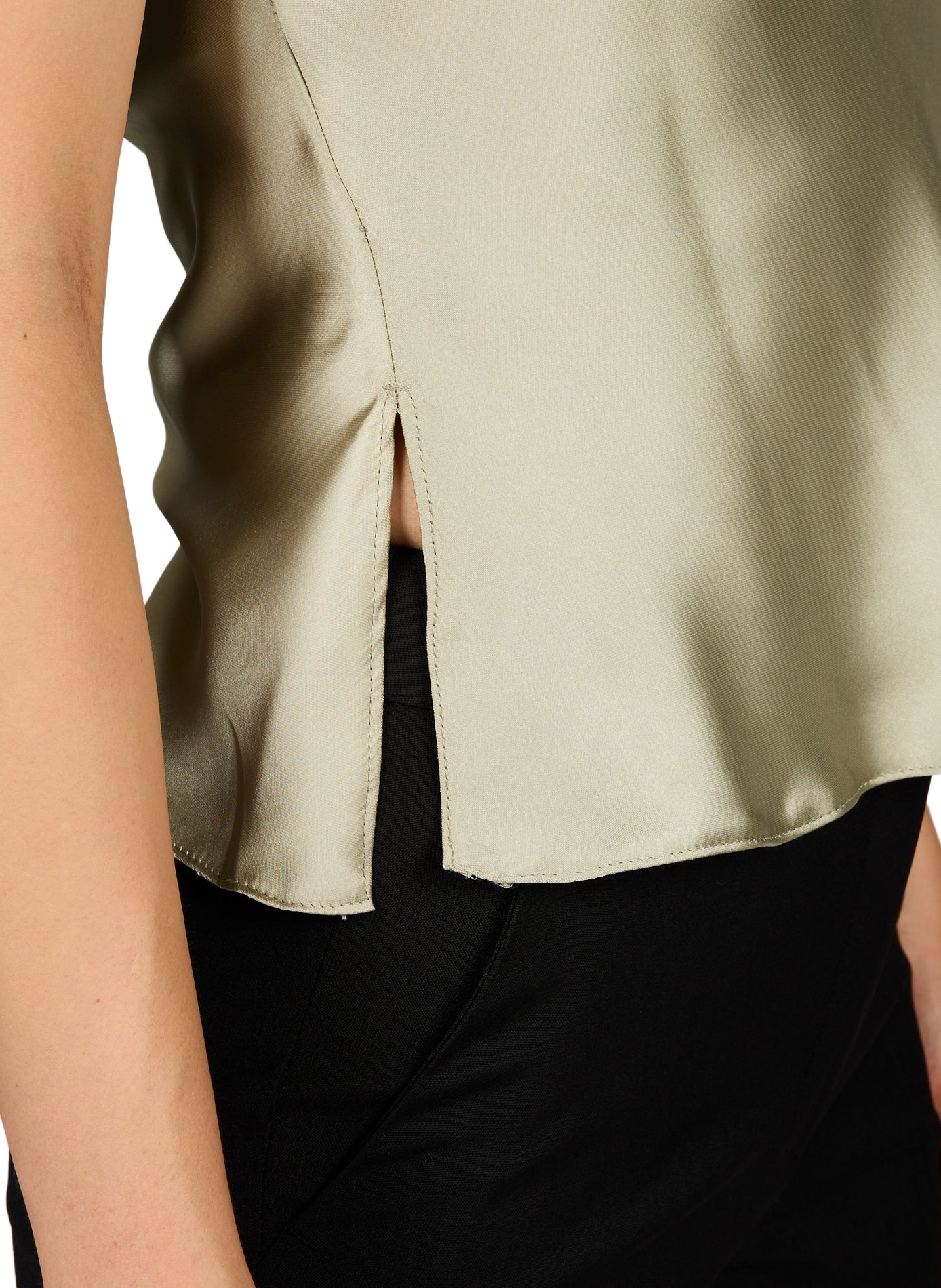Oberteil in satiniertem Slim Fit TOPSHOP Grun