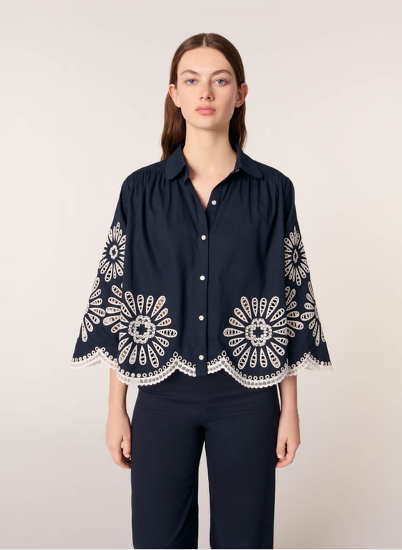 Chemise courte en coton brodé Bleu by MAJE MAJE Chemise courte en coton brodé Bleu