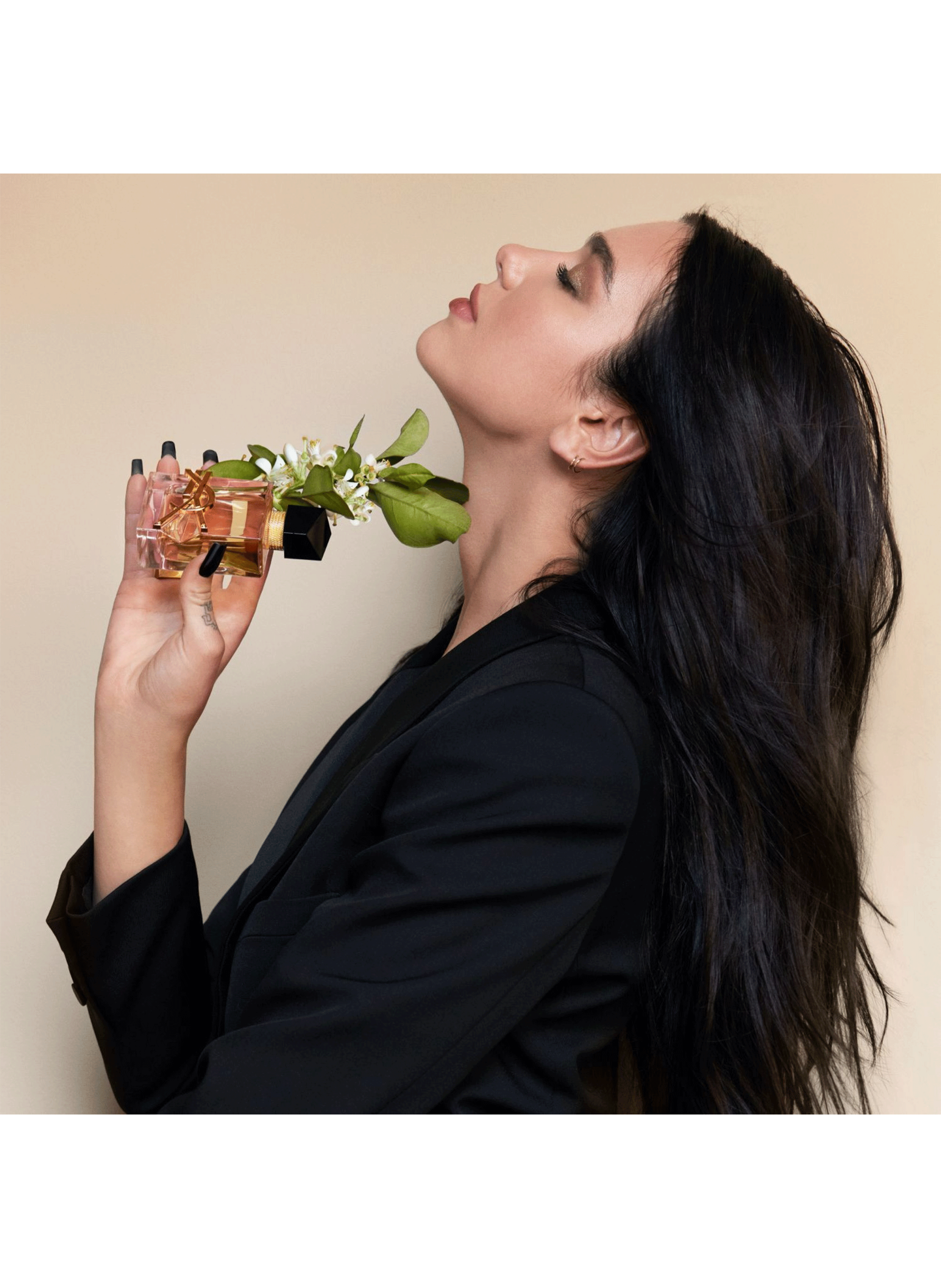 Libre Huile sublimatrice pour le corps YVES SAINT LAURENT No color