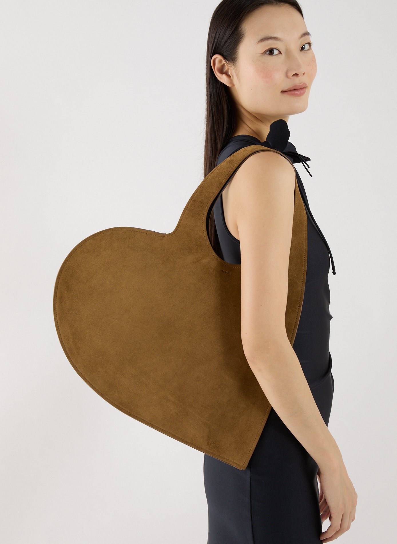 Sac épaule coeur en cuir suédé COPERNI Marron