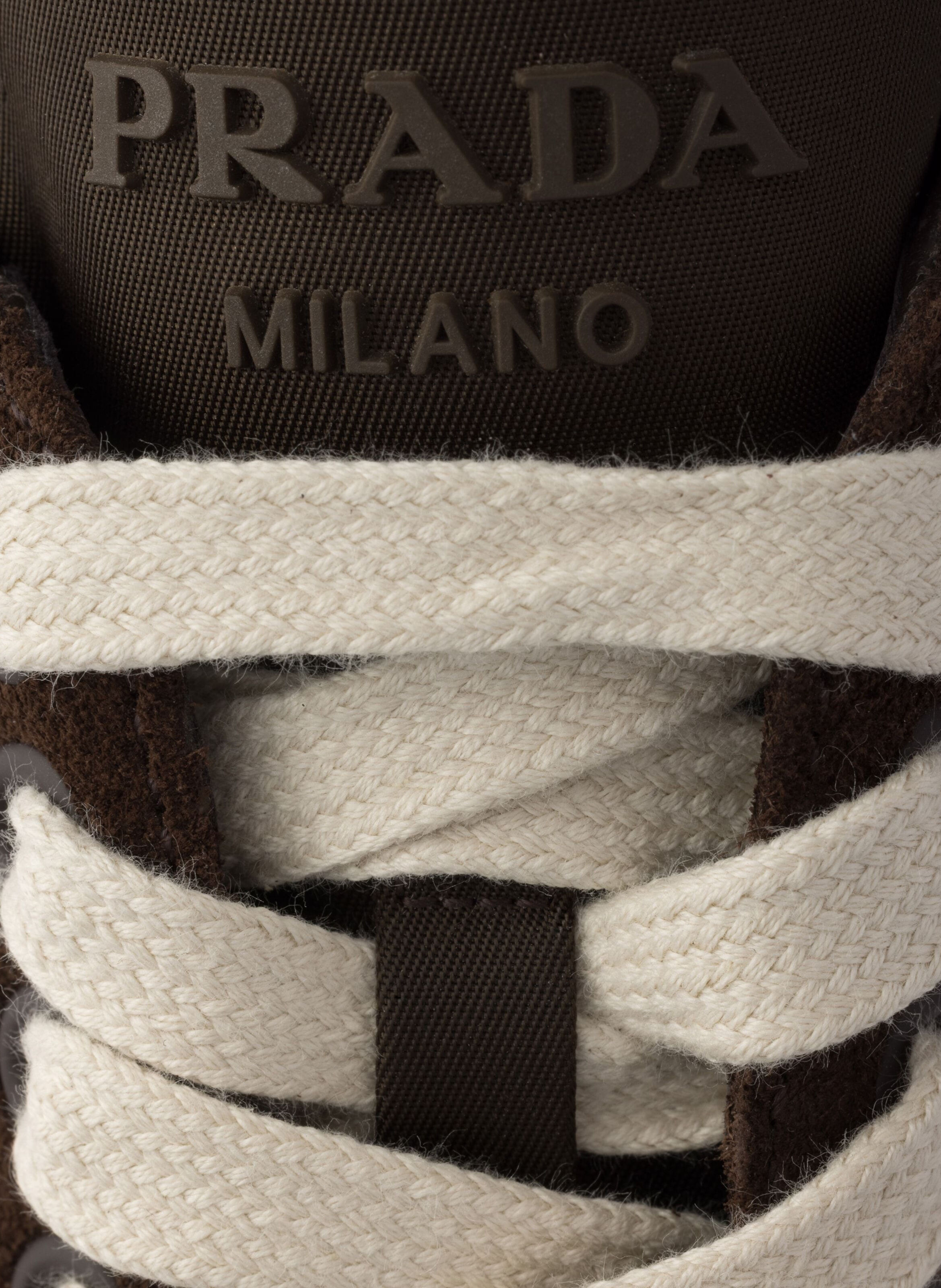 Baskets downtown bold en re-nylon et en daim PRADA Marron
