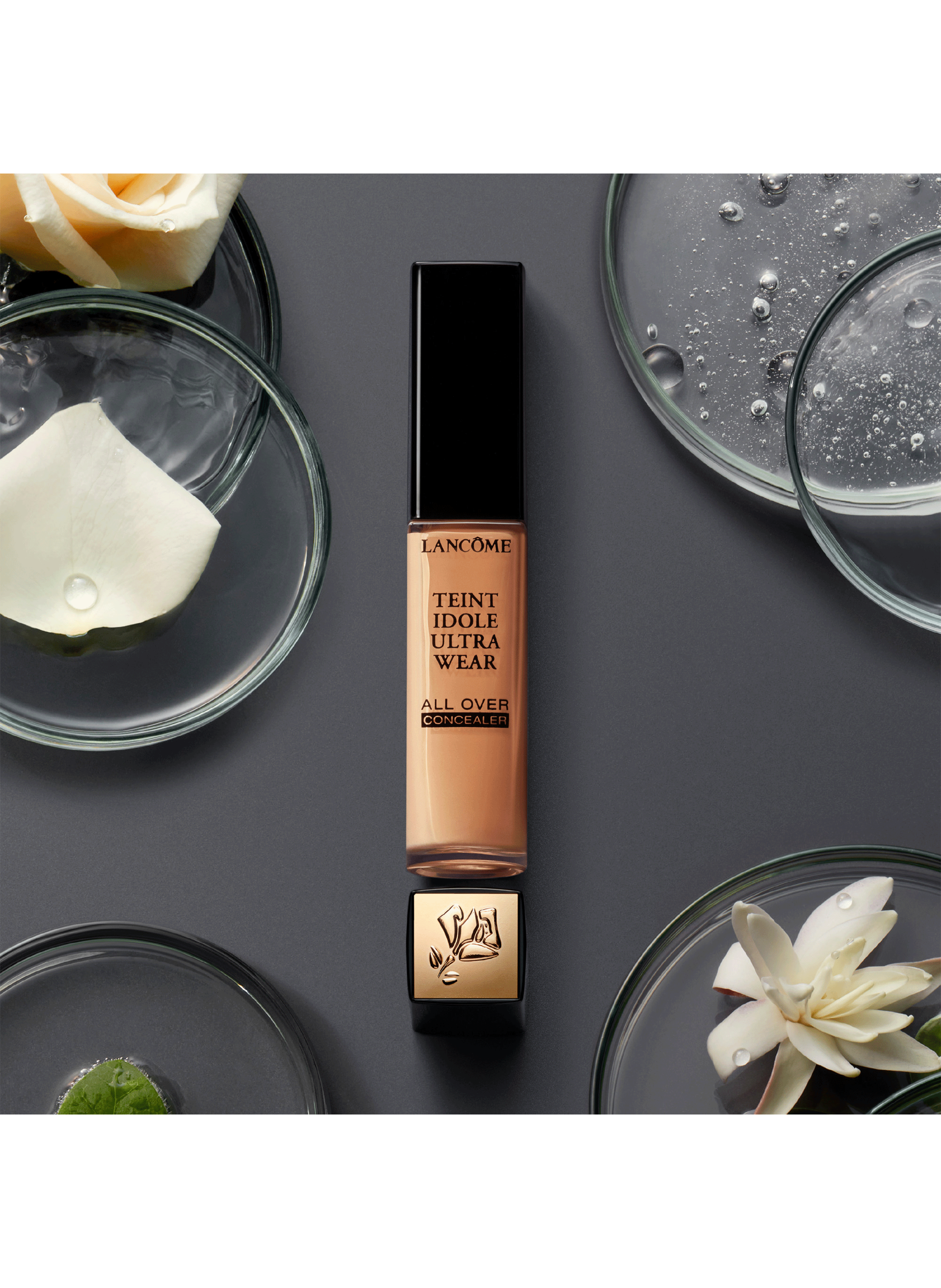 Teint Idôle Correcteur et Fond de Teint 2 en 1 - Tenue & Hydratation 24h 047 beige taupe