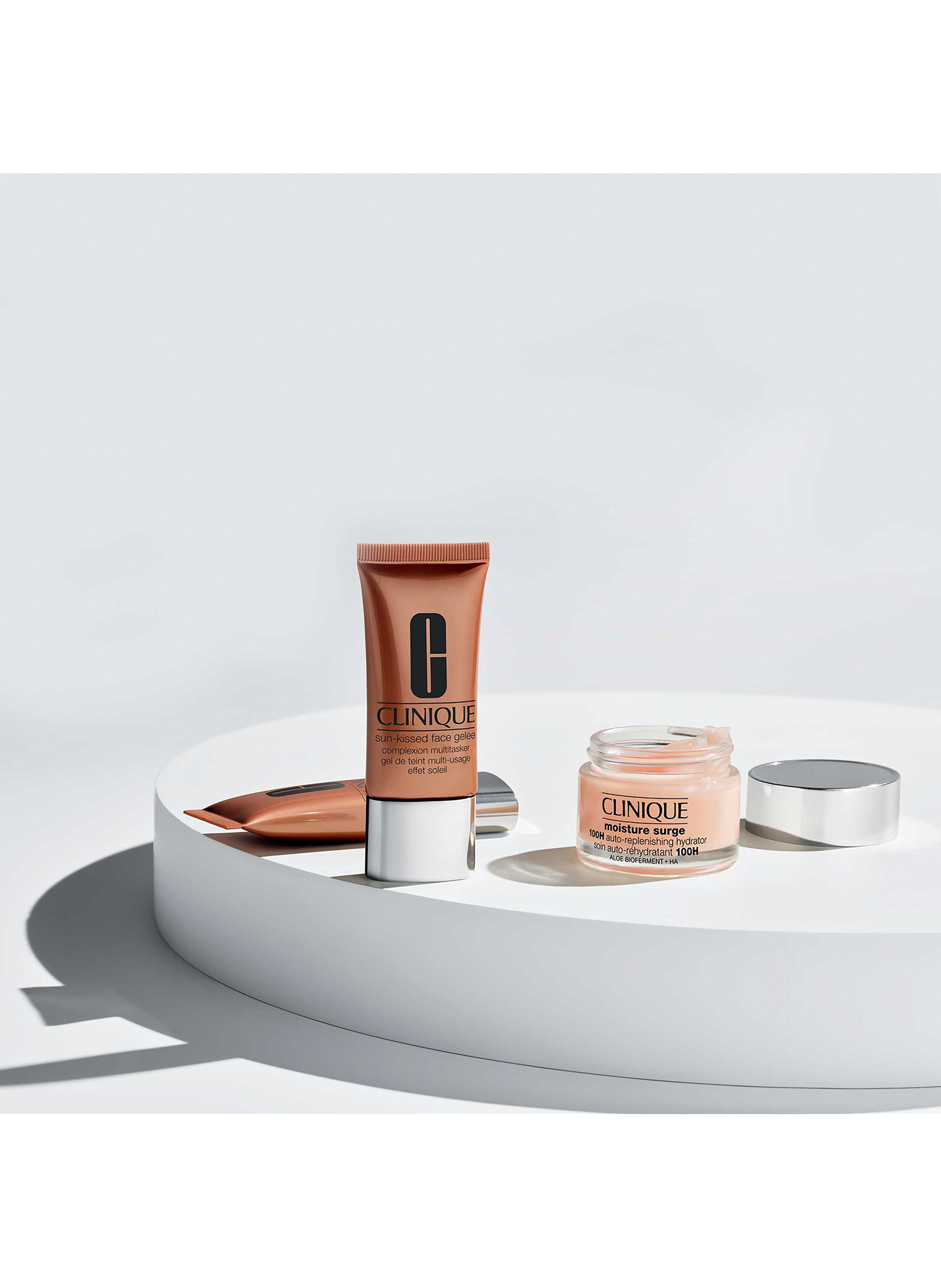 Sun-Kissed - Multi-Use Sun-Kissed Effect Face Gel CLINIQUE Universal glow