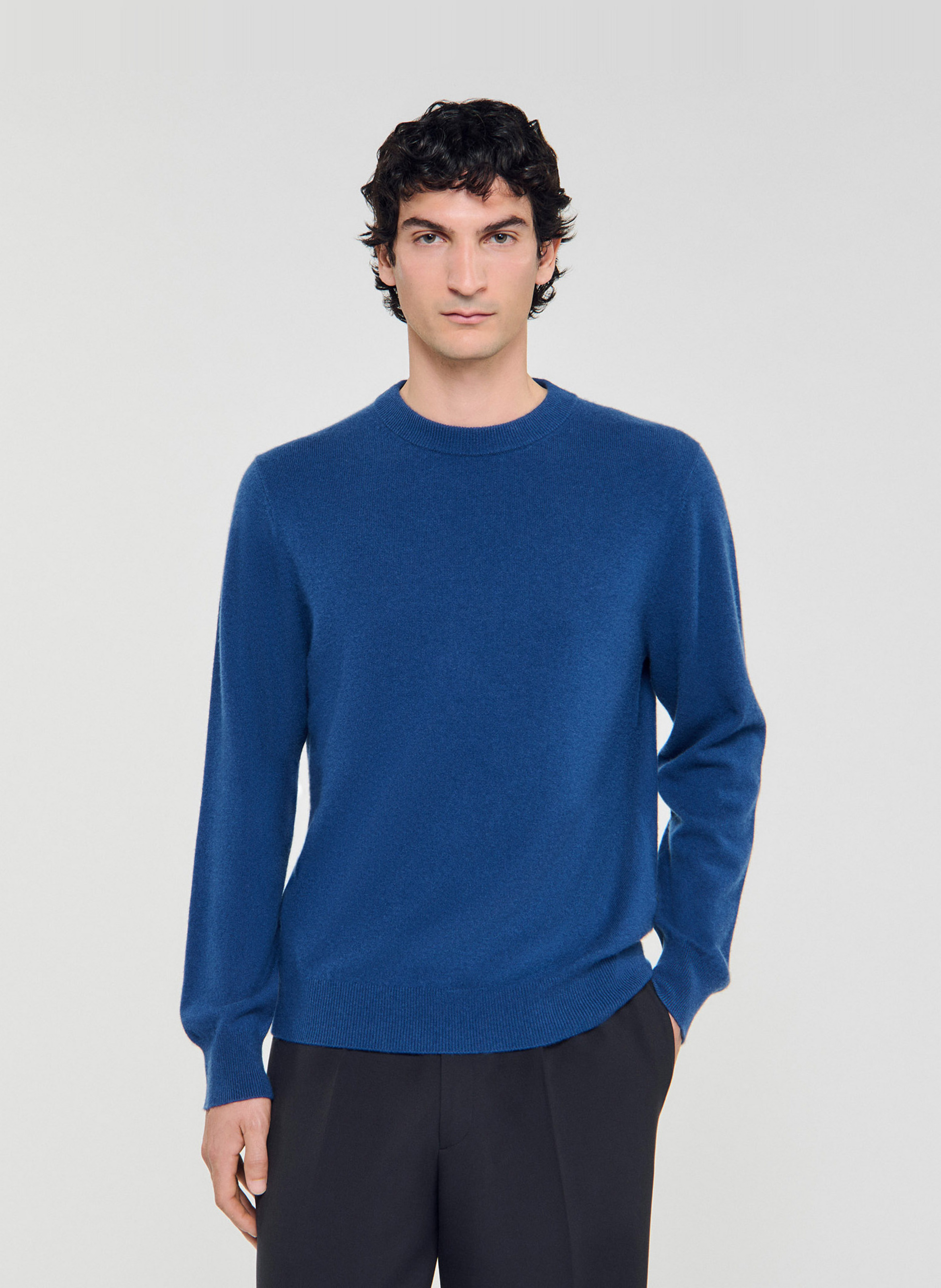 Pull col rond regular-fit en cachemire SANDRO Bleu
