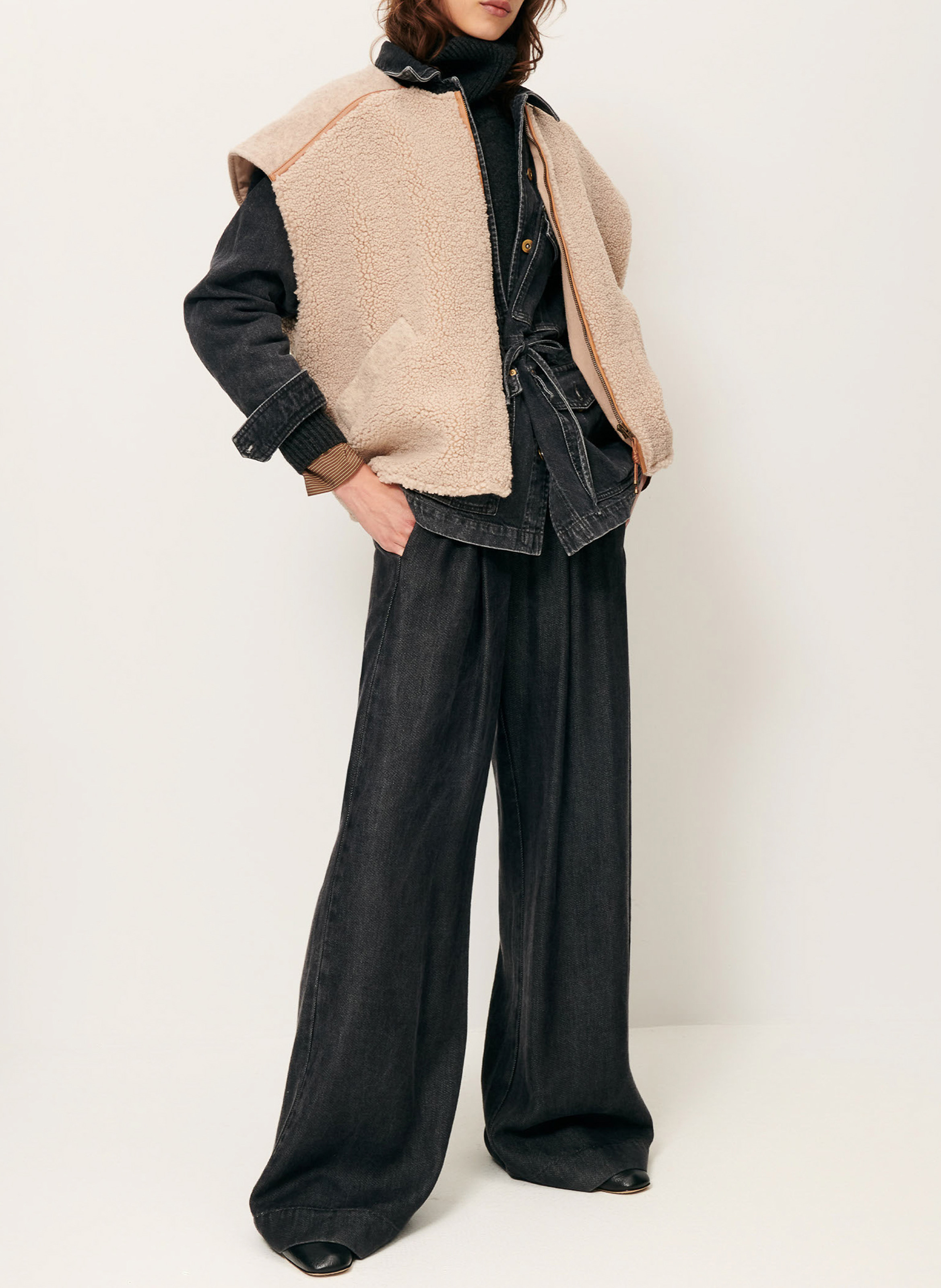 Veste sans manches zippée en fourrure bouclée mounty SESSUN Beige