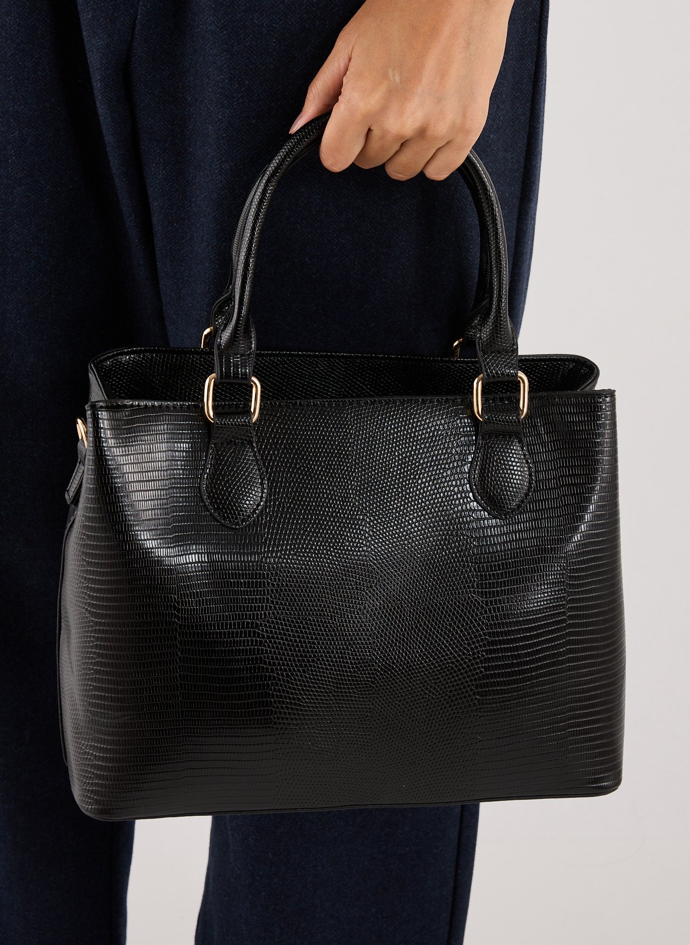 Crackled handbag AU PRINTEMPS PARIS Black