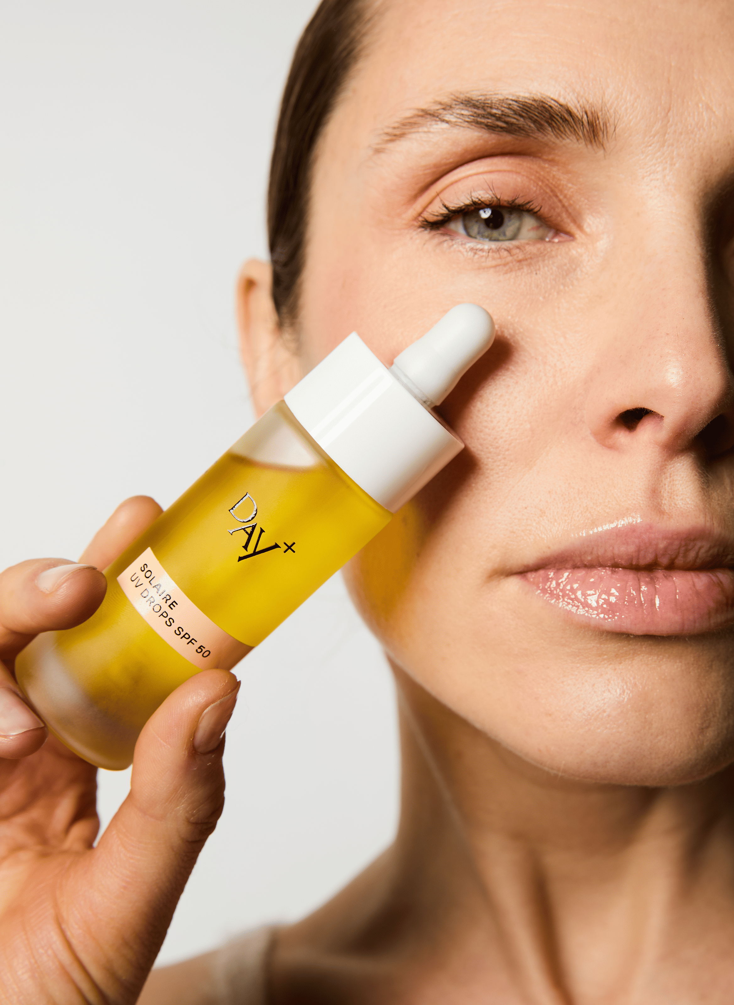 UV Drops SPF50 DAY+ No color