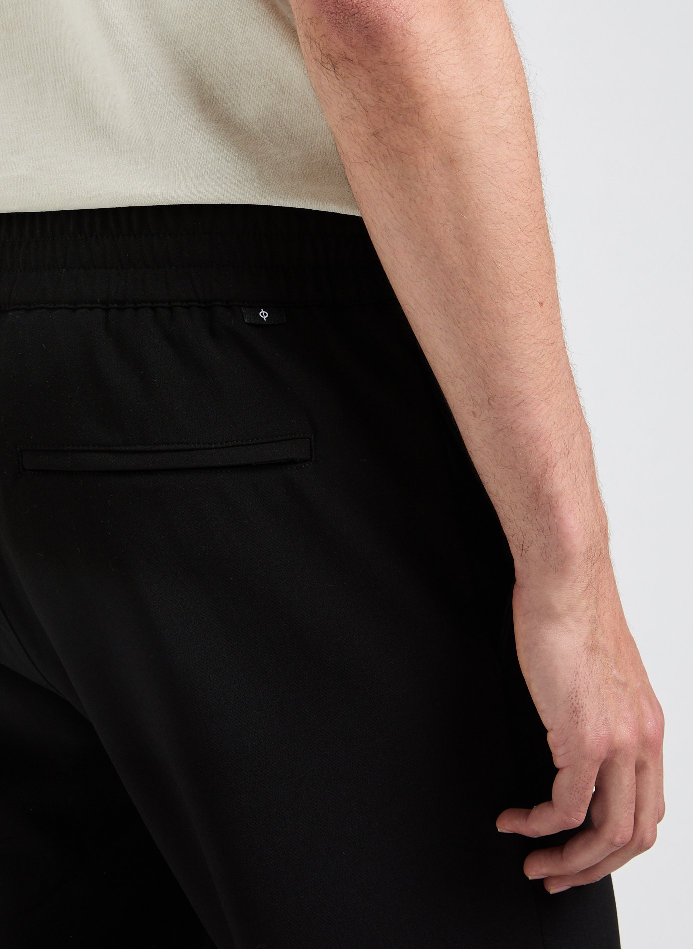 Short uni SAMSOE SAMSOE Noir