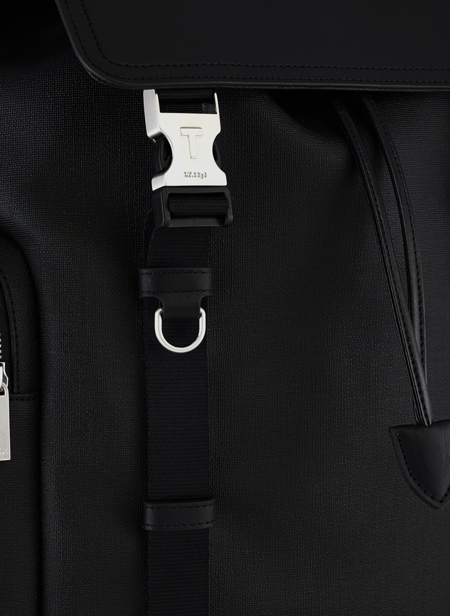 Sac à dos à rabat maurice en toile enduite LE TANNEUR Noir