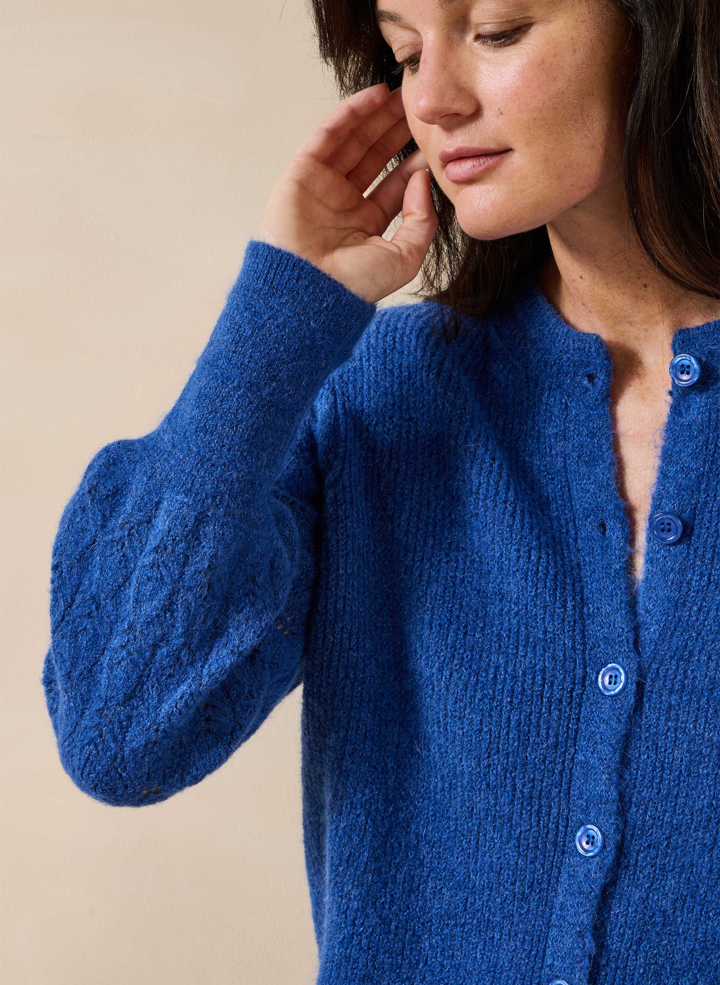 Ruimvallend vest met ronde hals in een gemengde breiwerkstof LA FEE MARABOUTEE Blauw