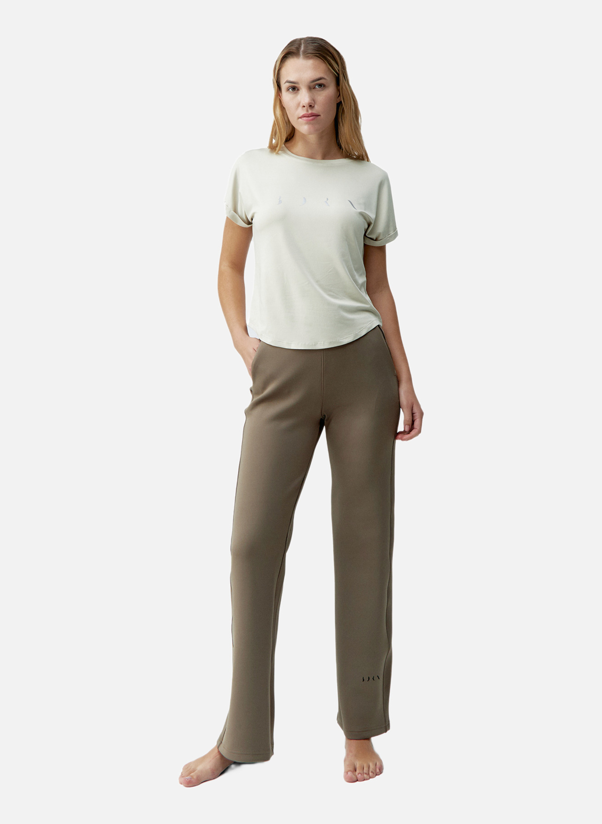 T-shirt de sport performance manches courtes azami BORN LIVING YOGA Blanc