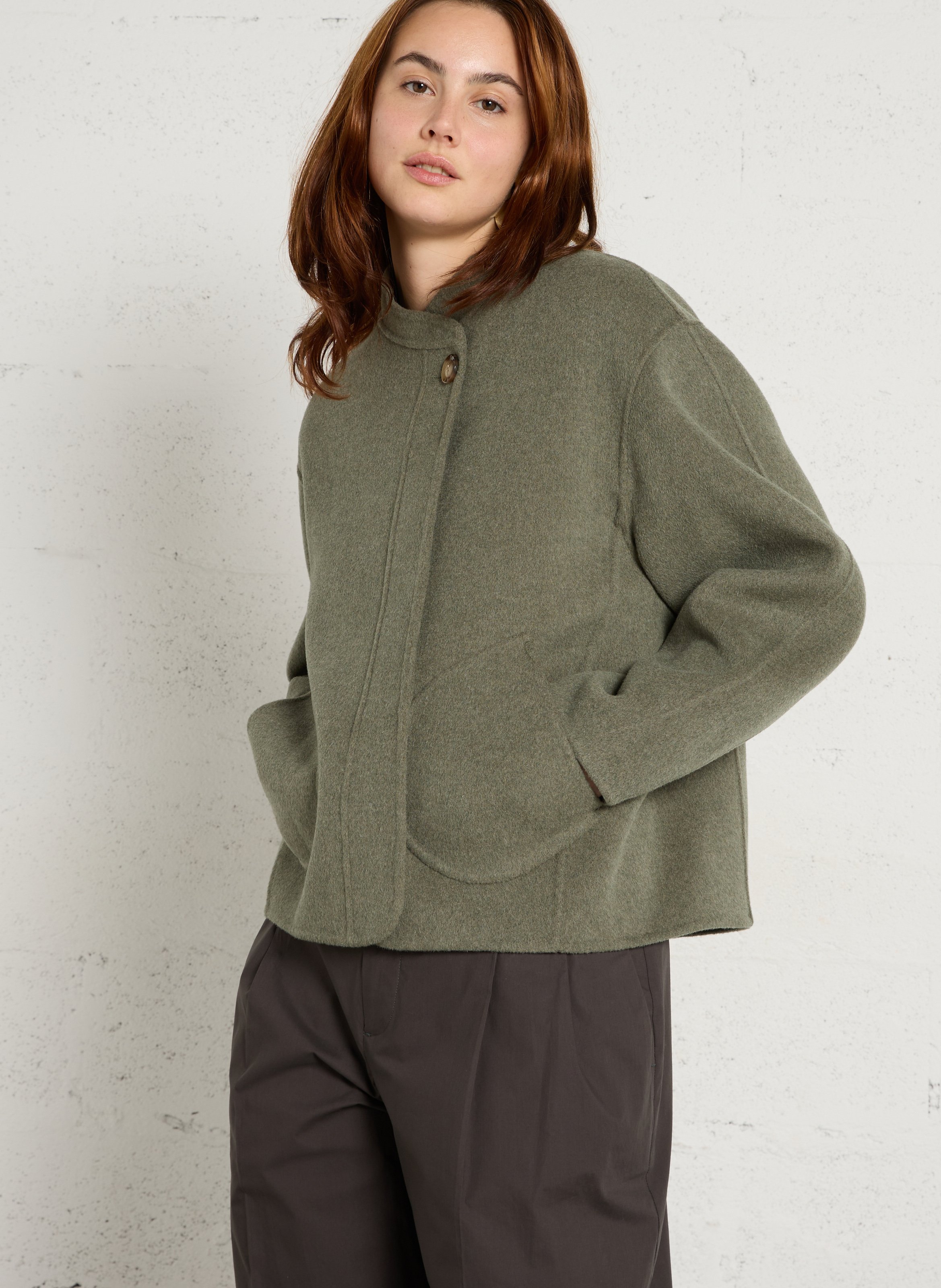 Manteau col rond en laine mélangée windsor SOEUR Gris