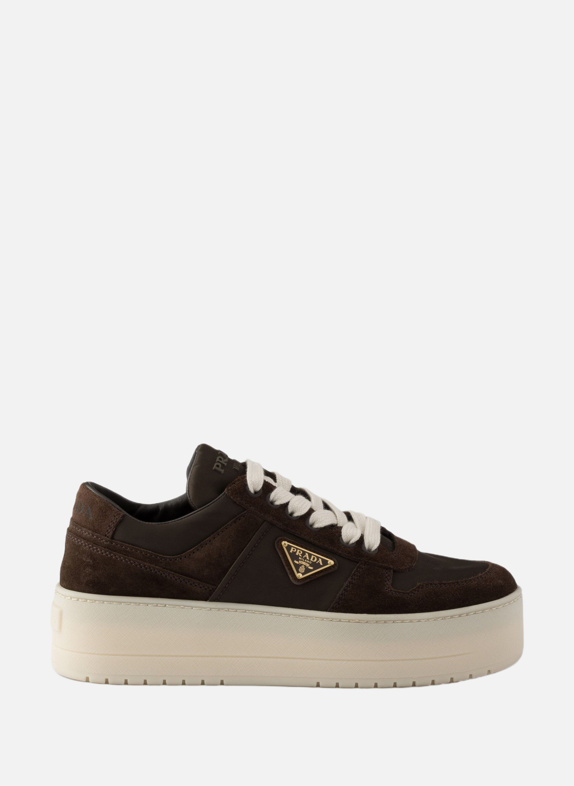 Baskets downtown bold en re-nylon et en daim PRADA Marron