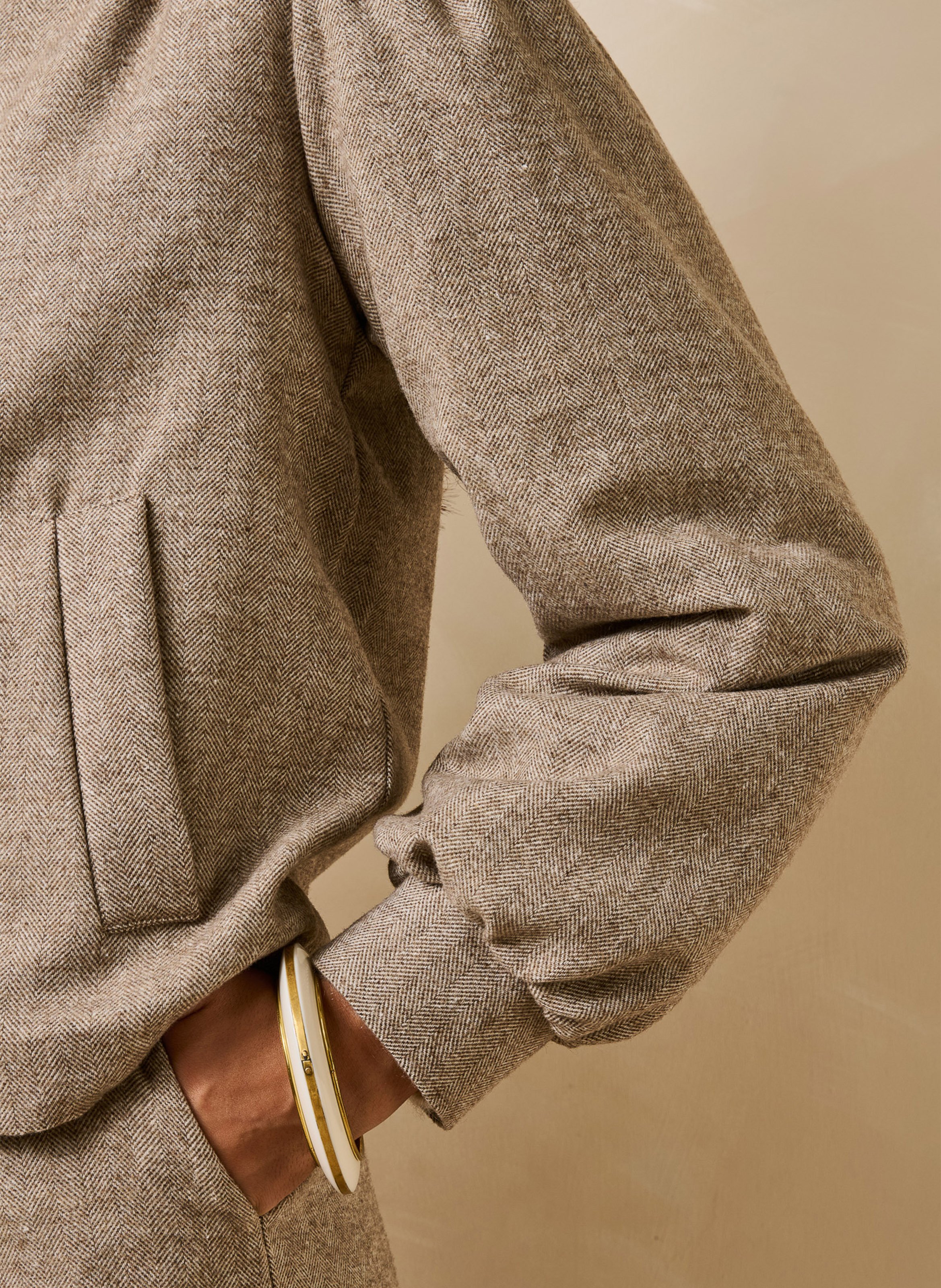 Recht tweed jasje met opstaande kraag en knoopsluiting LA FEE MARABOUTEE Beige