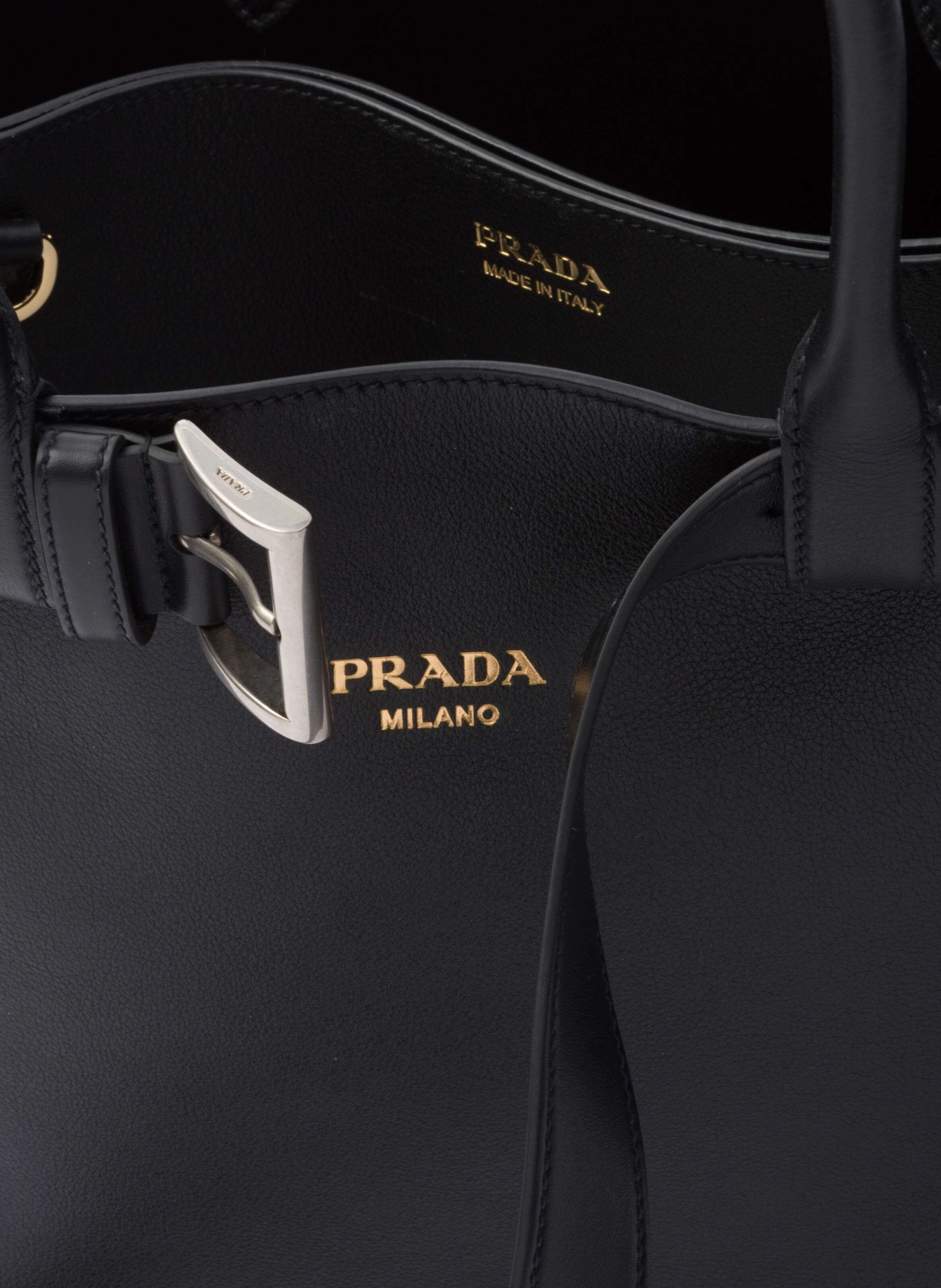 Grand sac à main prada buckle en cuir avec ceintur PRADA Noir