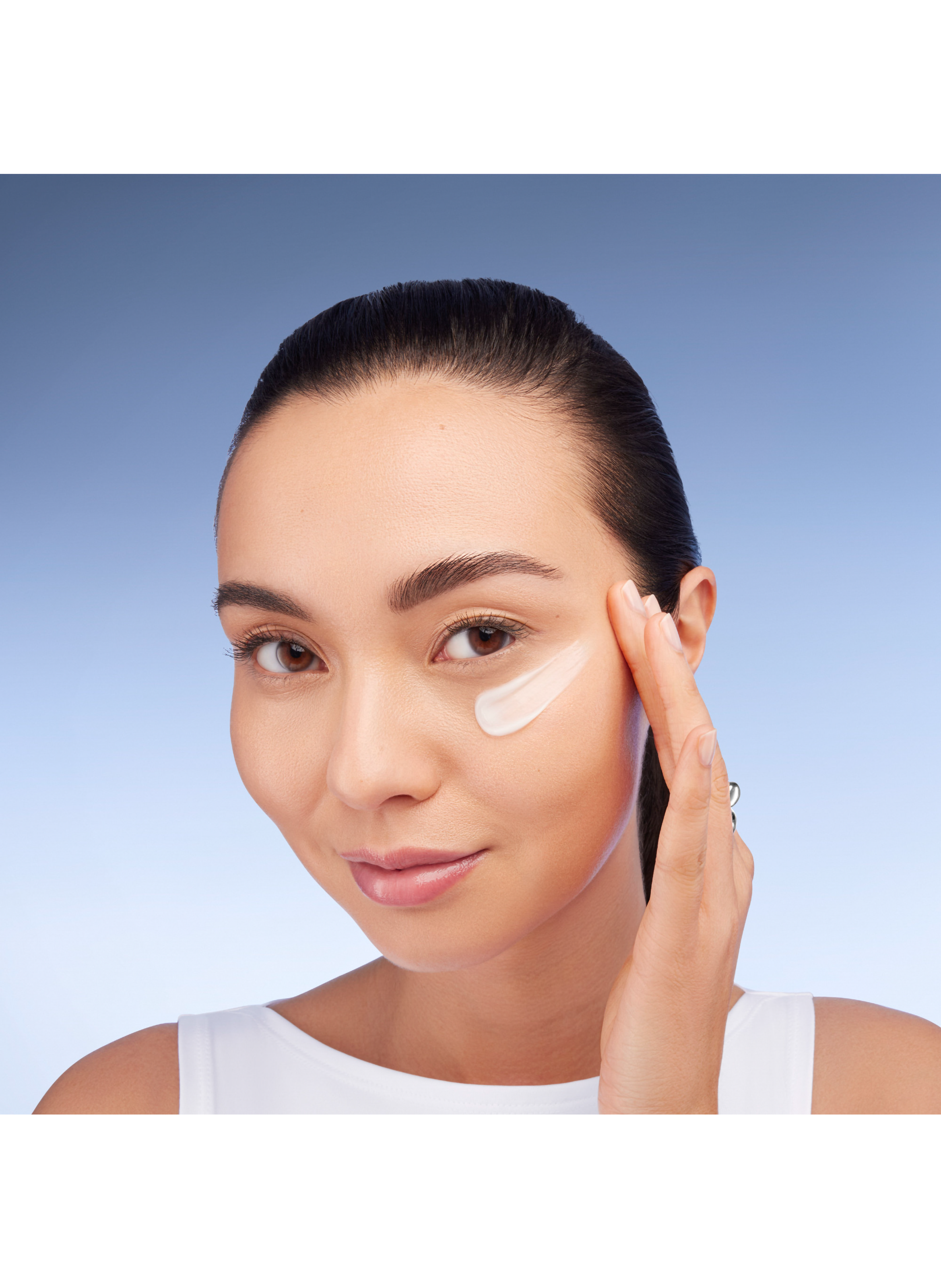 Genifique Anti-Aging Eye Cream LANCÔME No color