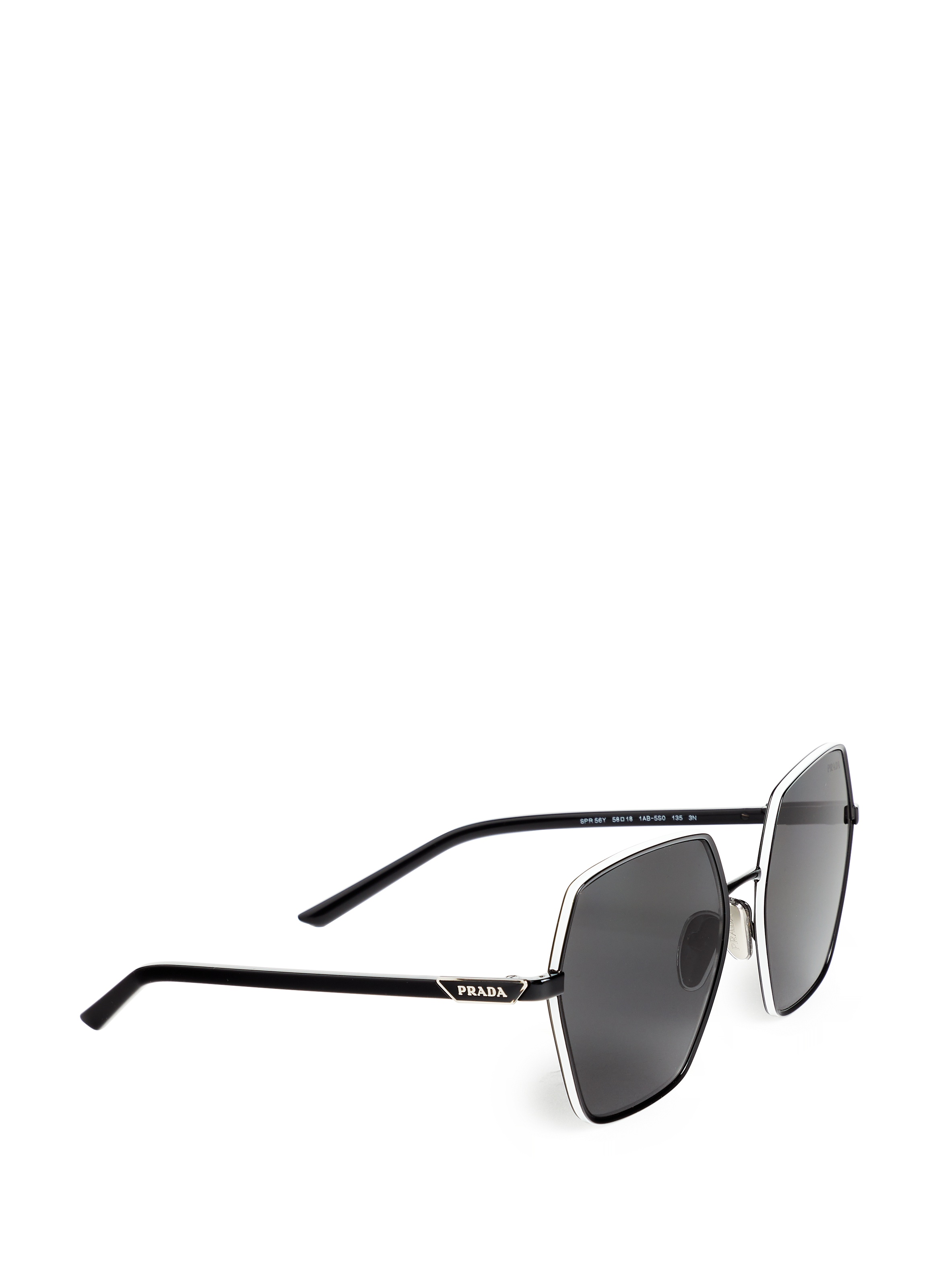 Lunettes de soleil angulaires