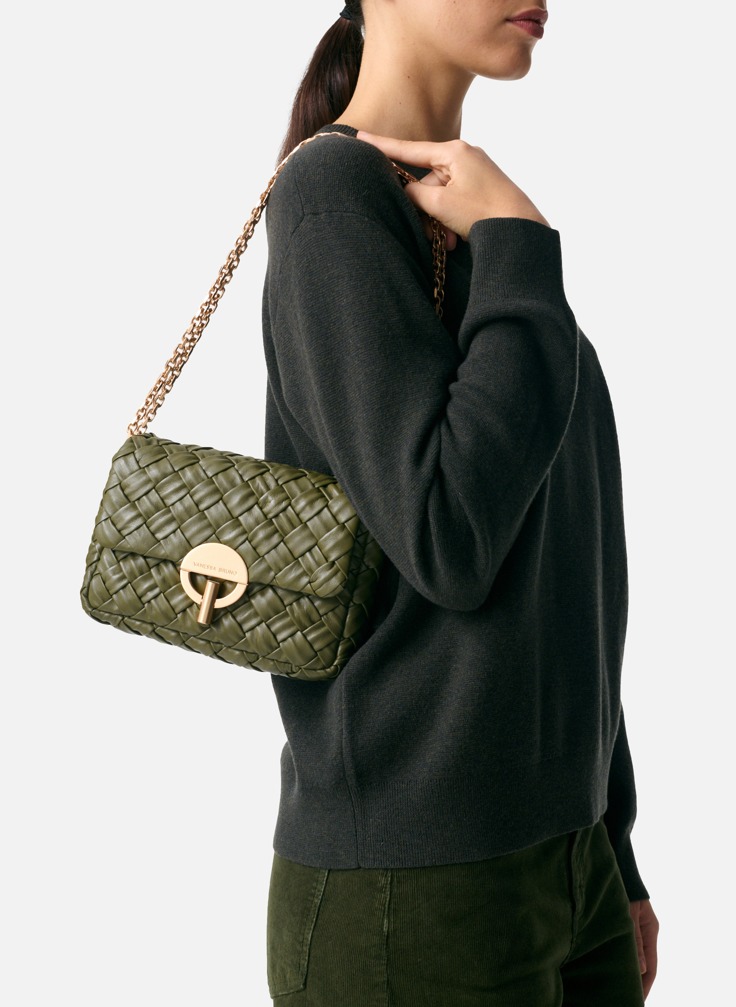 Moyen sac moon en cuir tressé VANESSA BRUNO Vert