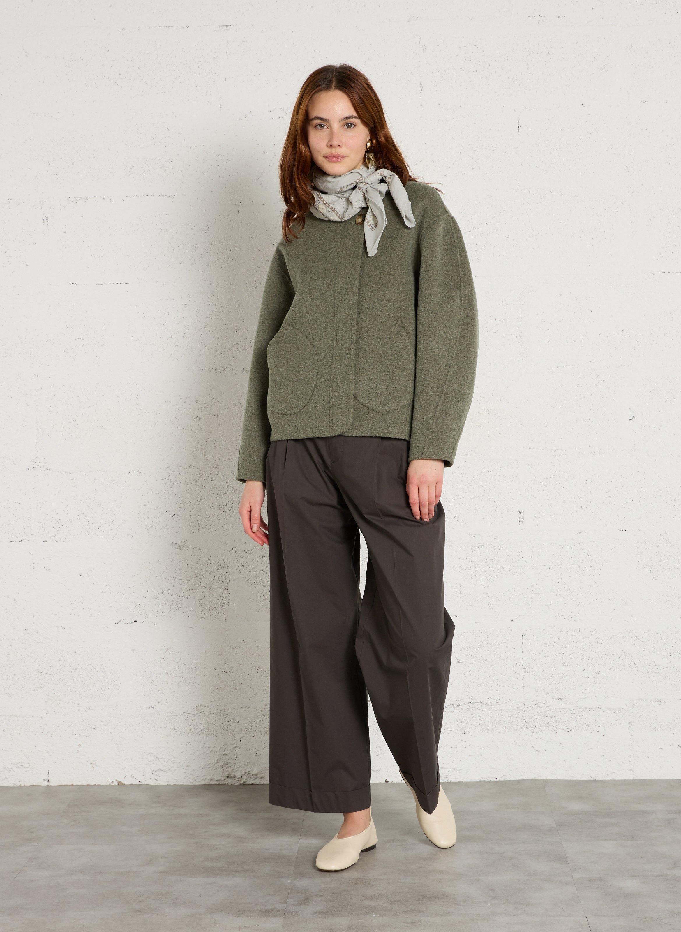 Manteau col rond en laine mélangée windsor SOEUR Gris