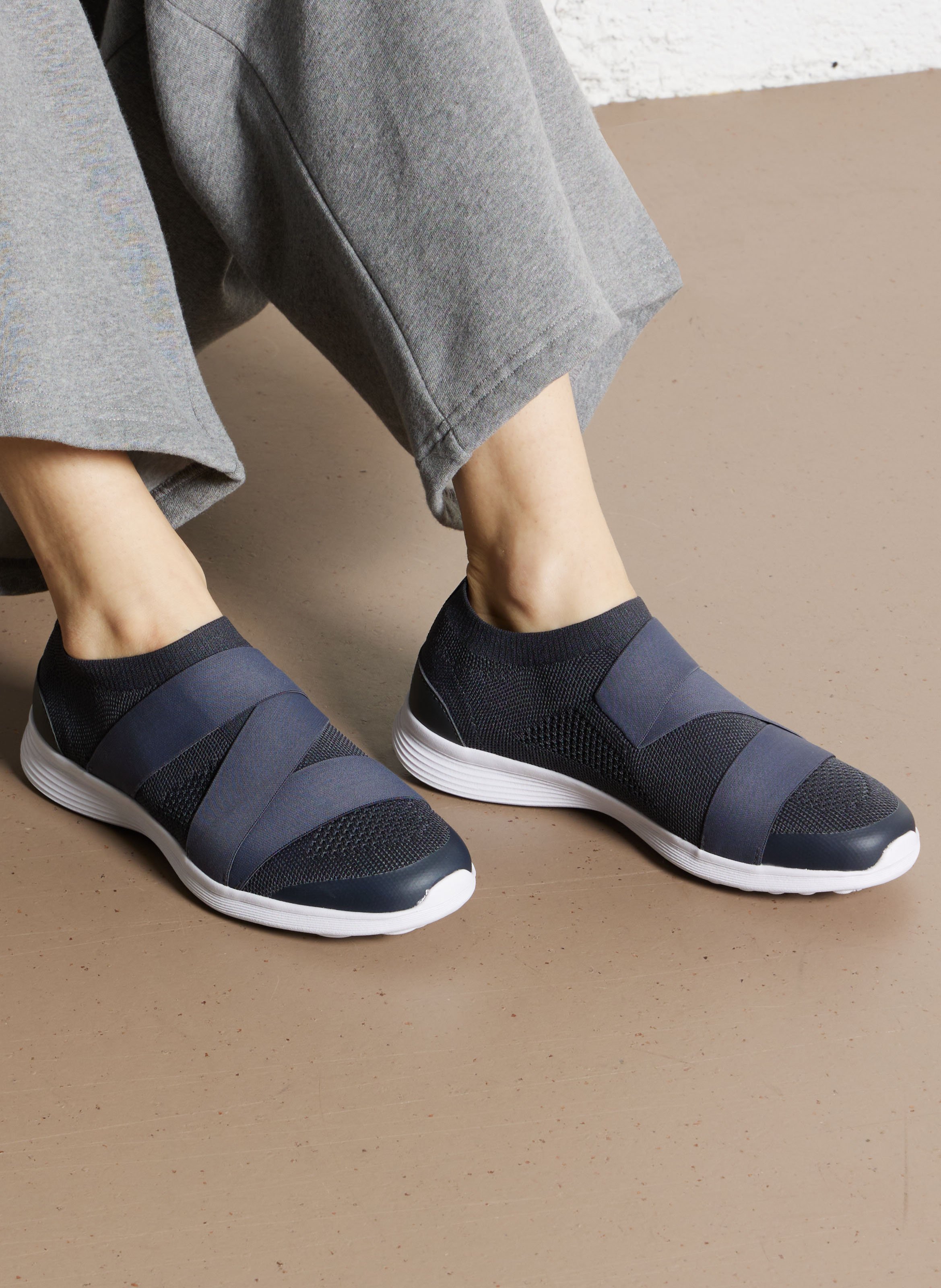 Baskets basses en maille stretch REPETTO Gris