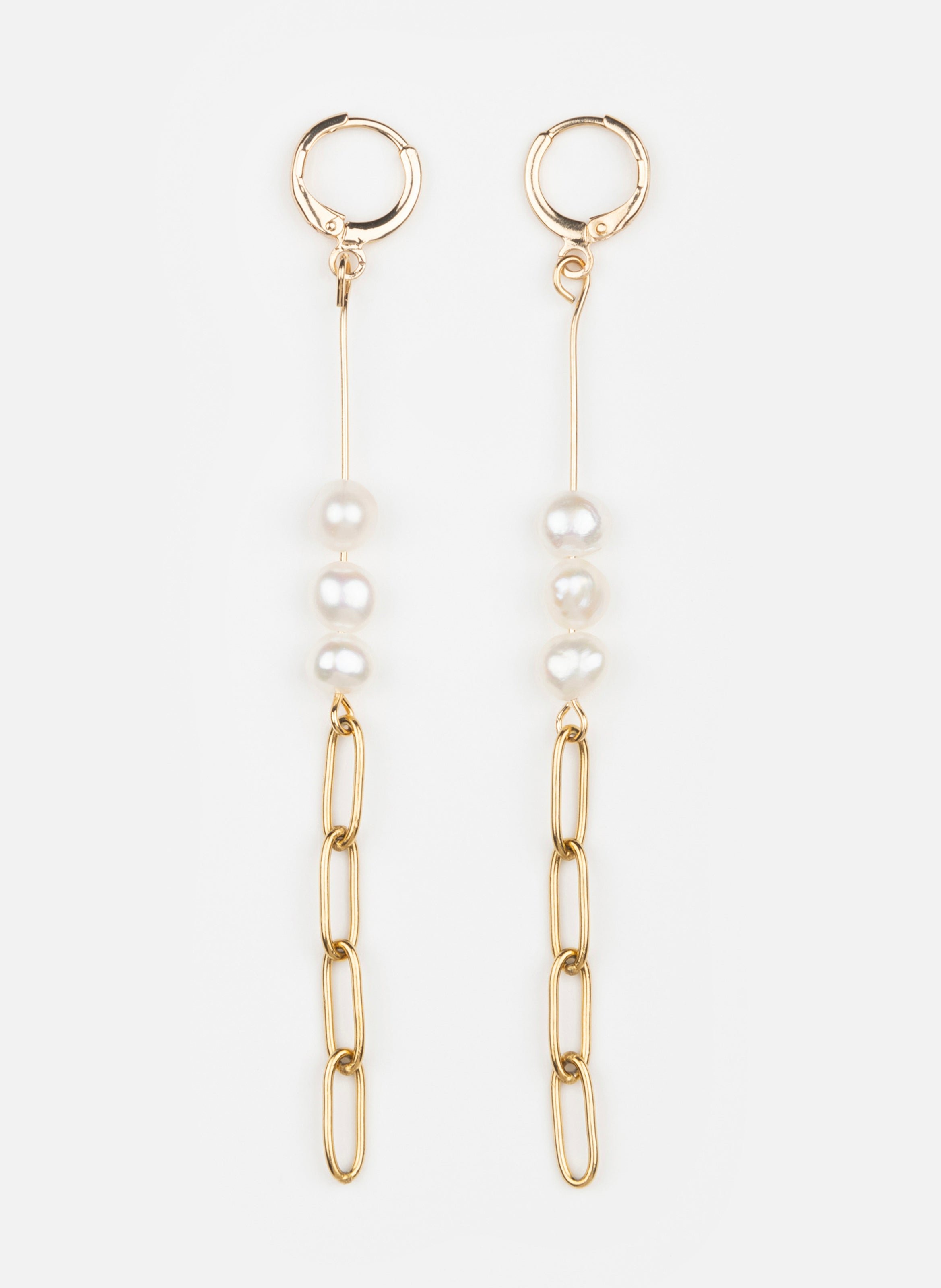 Boucles d'oreilles chaine en acier inoxydable doré et véritables perles d'eau douce KURAGE GINZA Doré