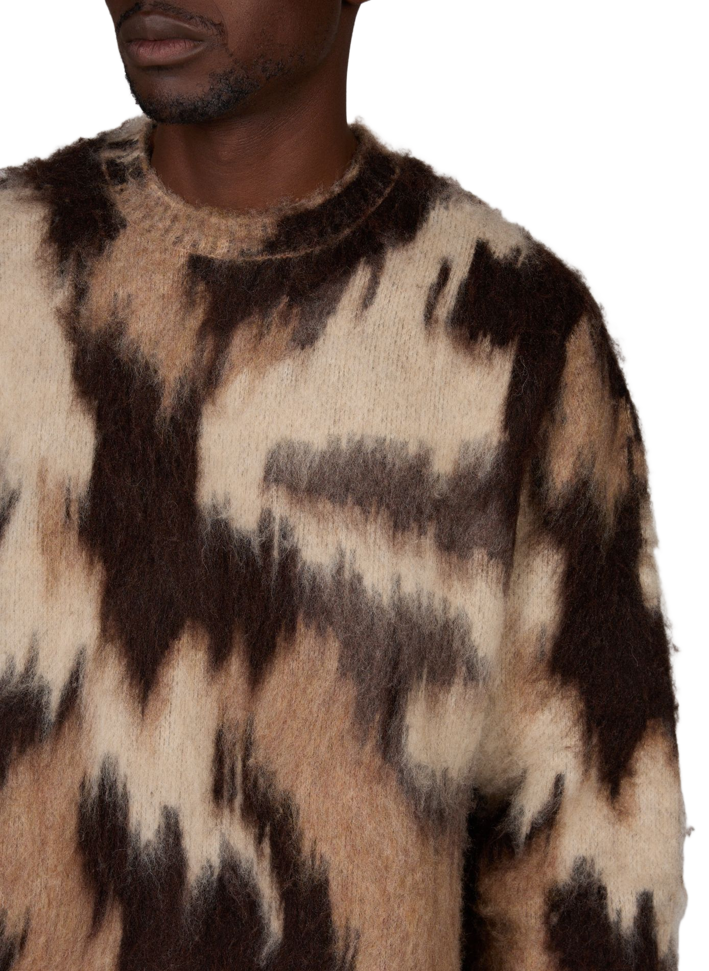 Gerade geschnittener flauschiger Pullover mit Muster LES DEUX Braun