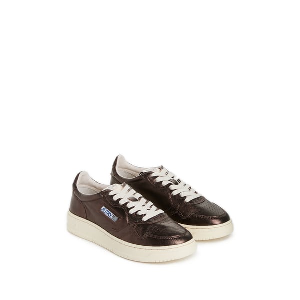 Baskets aspect métallisé