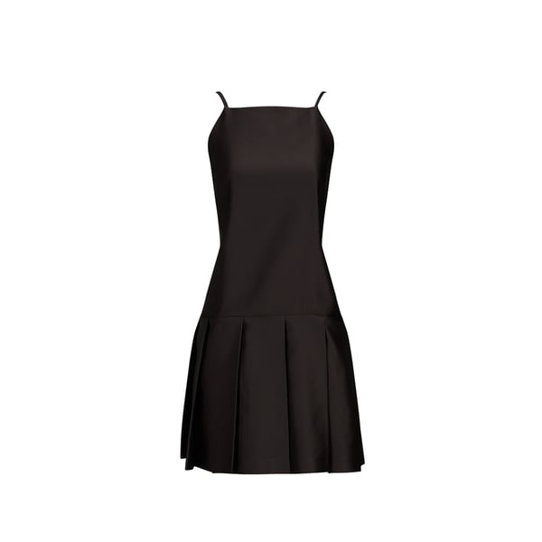 Robe à bretelles avec jupe plissée Robe à bretelles avec jupe plissée