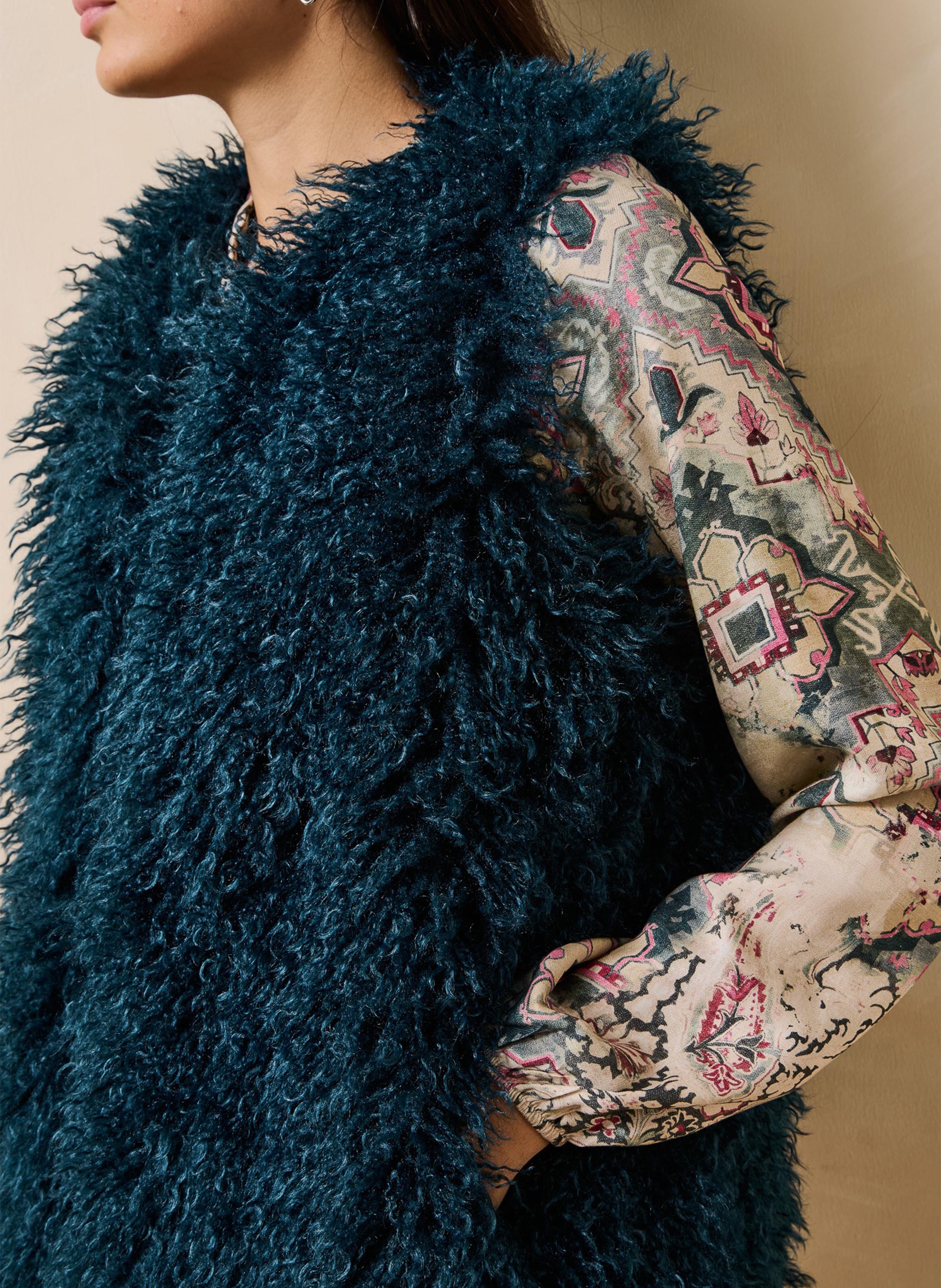 Mouwloos jasje van imitatiebont LA FEE MARABOUTEE Blauw