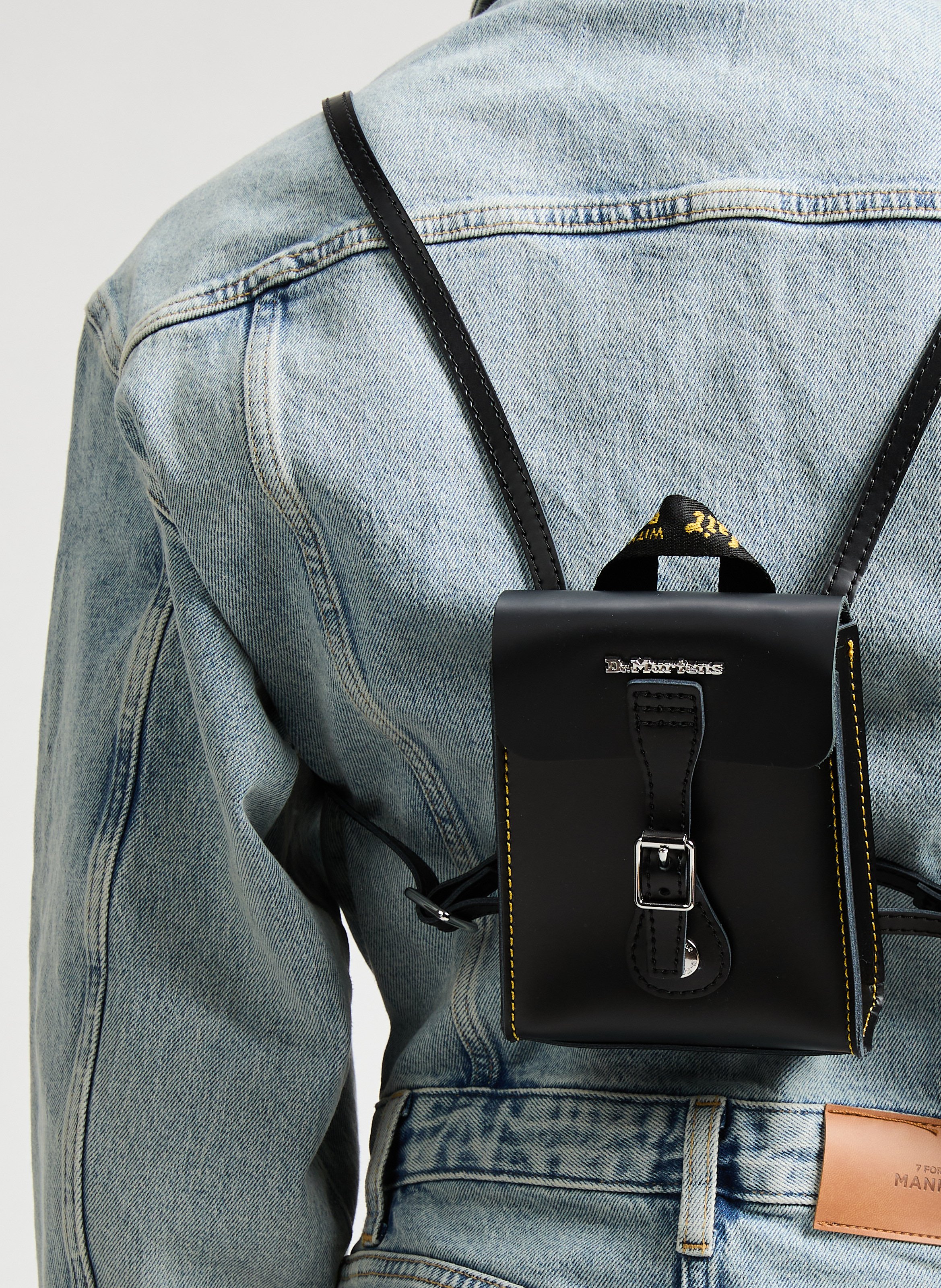 Mini sac à dos en cuir DR. MARTENS Noir